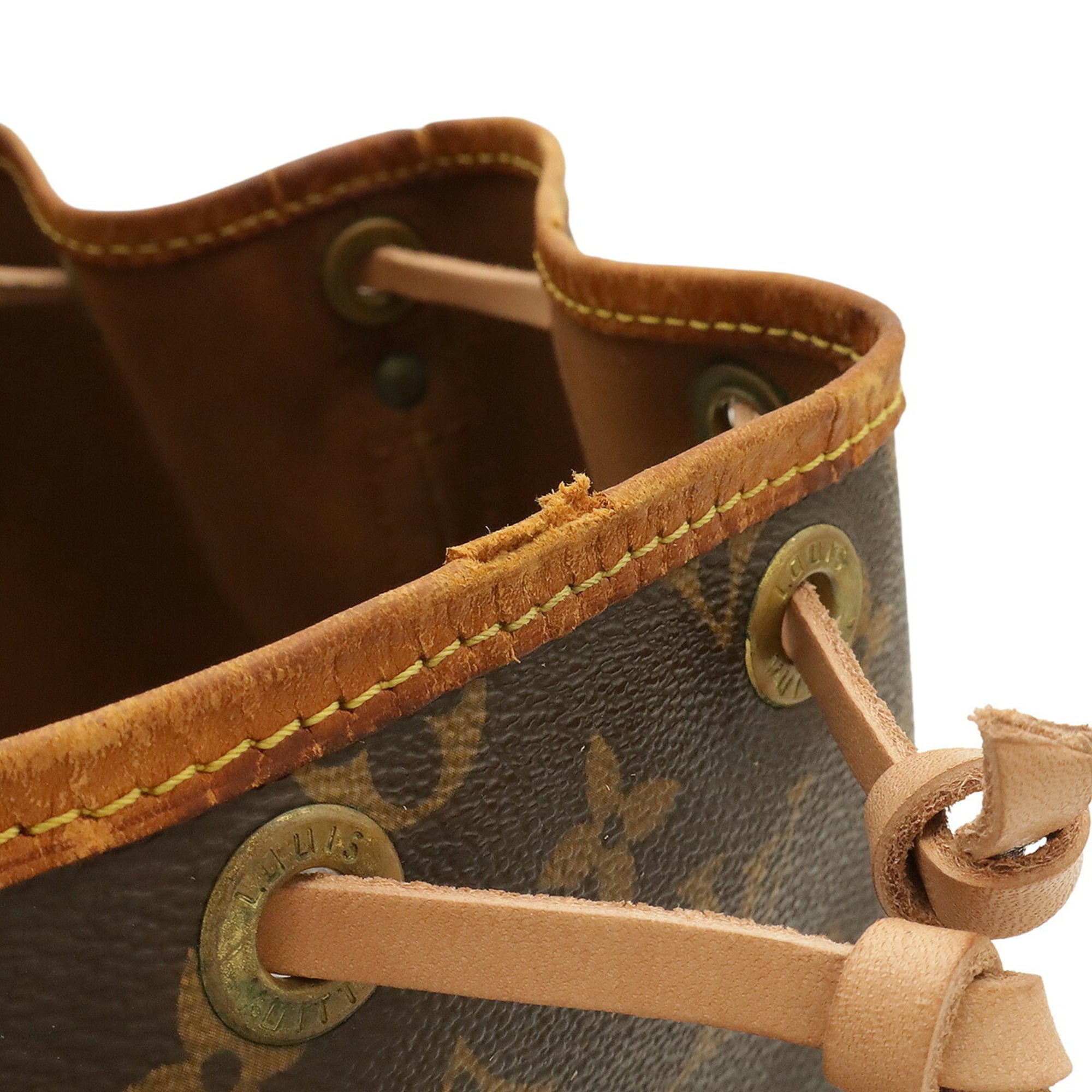 Louis Vuitton Brown Monogram Canvas Shoulder Bag (Pre-Owned)