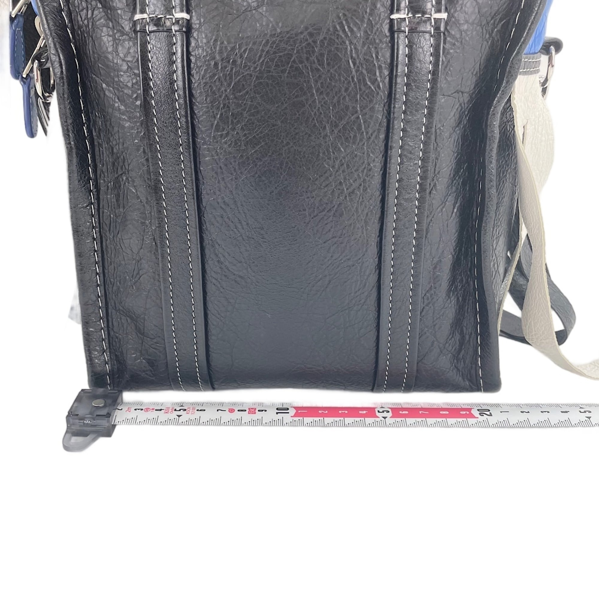 Balenciaga Black Handbag (Pre-Owned)