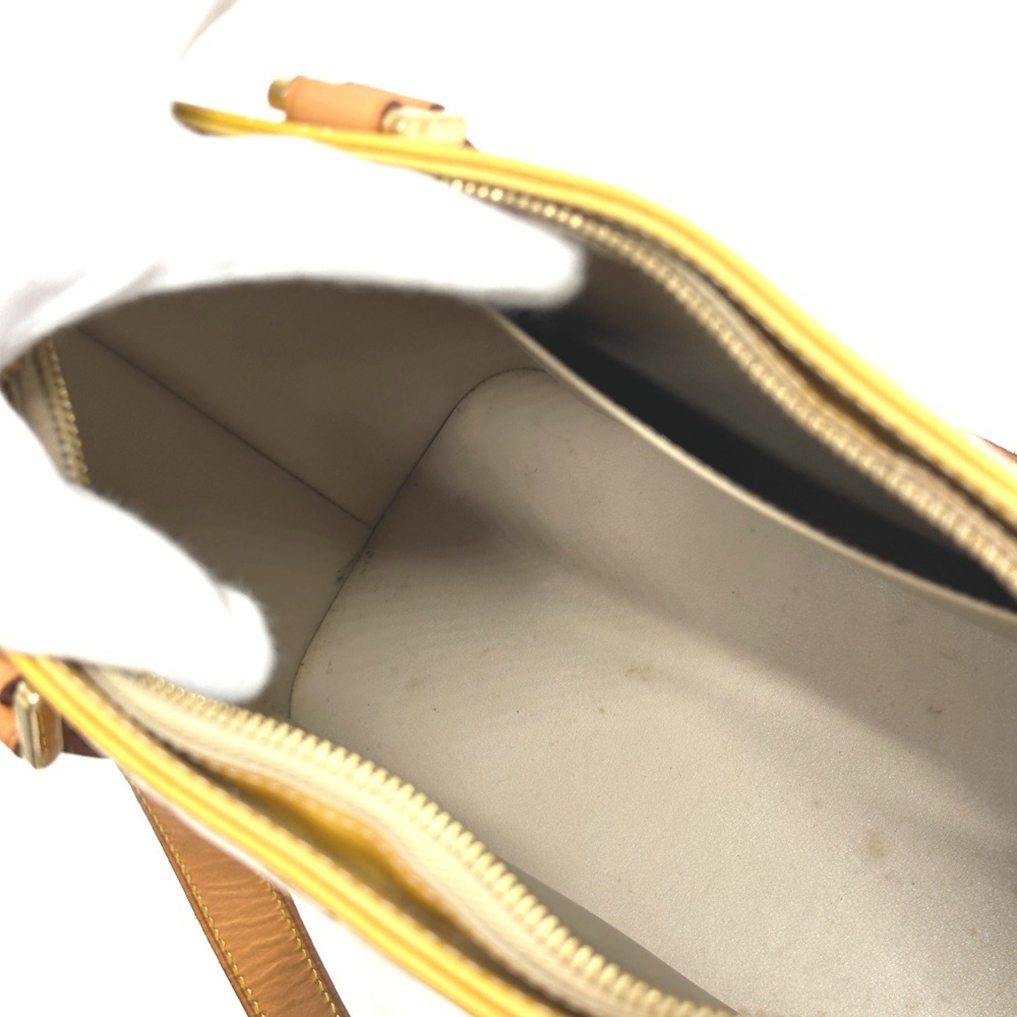Louis Vuitton Beige Monogram Vernis Tote Bag (Pre-Owned)