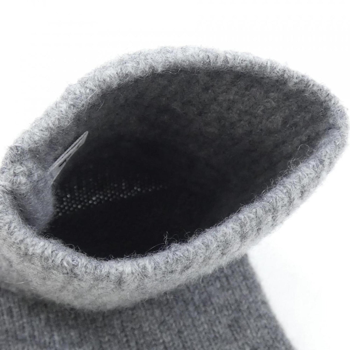 Hermes Gray Cashmere Warm Gloves (Pre-Owned)