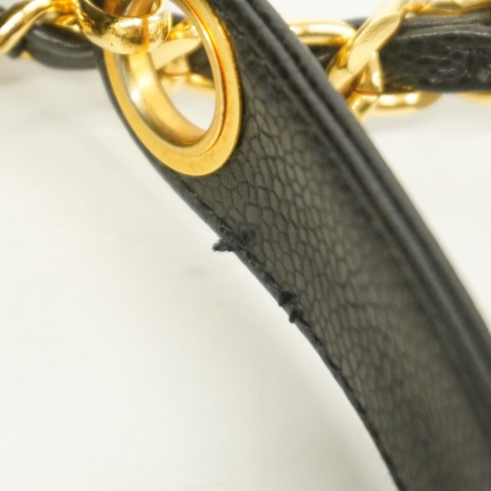 Chanel Black Grained Calfskin Shoulder Bag (Pre-Owned)