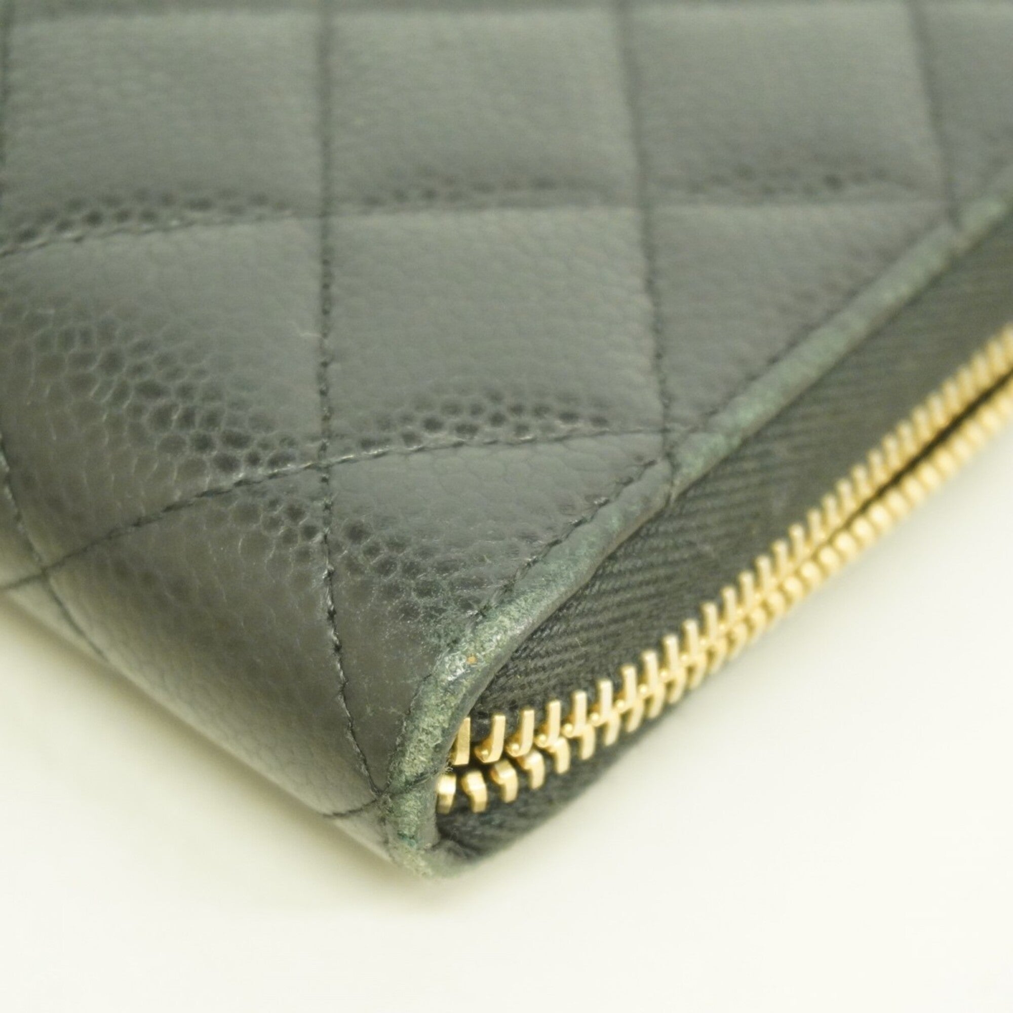 Chanel Black Grained Calfskin Long Wallet (Bi-Fold) (Pre-Owned)