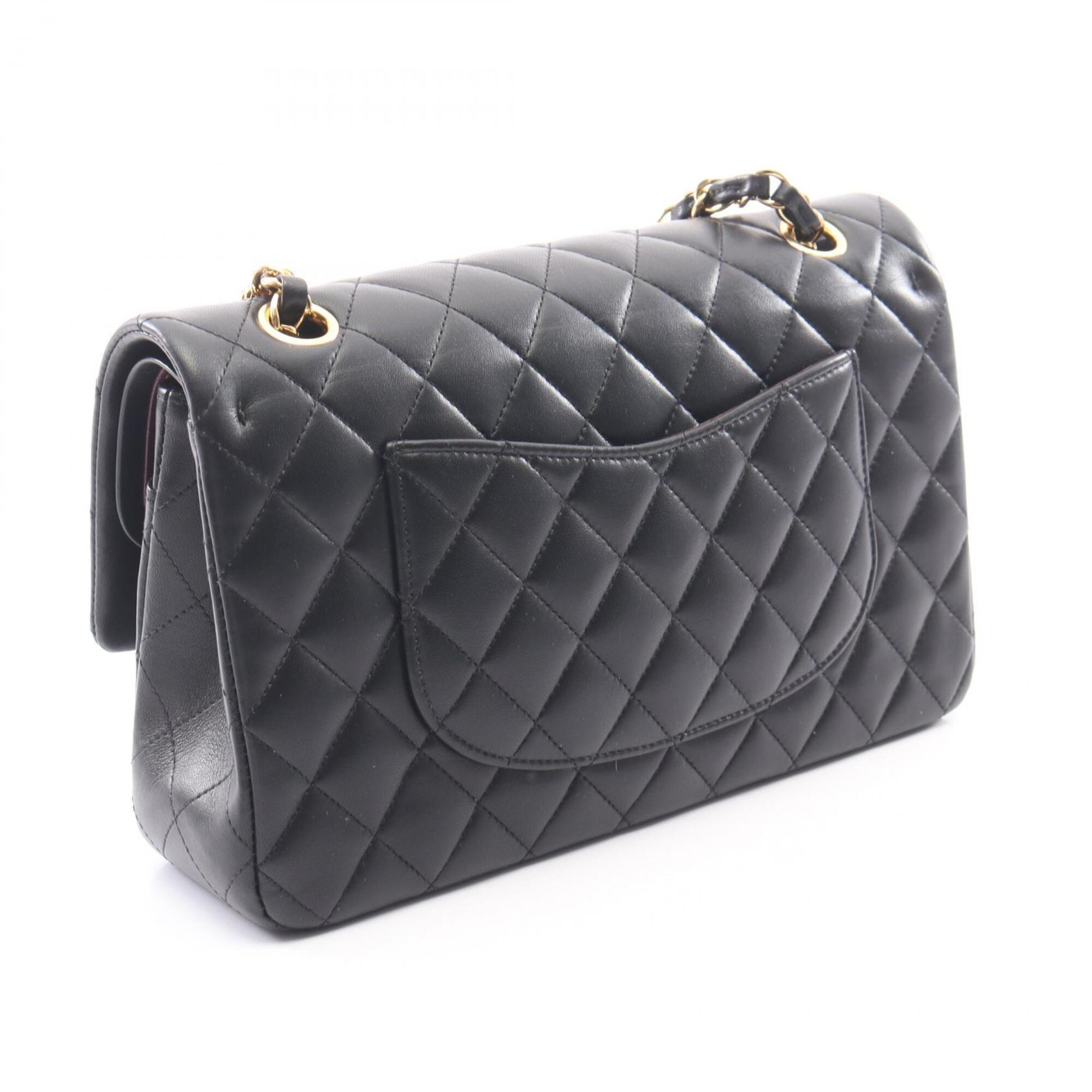 Chanel Black Leather Handbag Shoulder Bag (Pre-Owned)