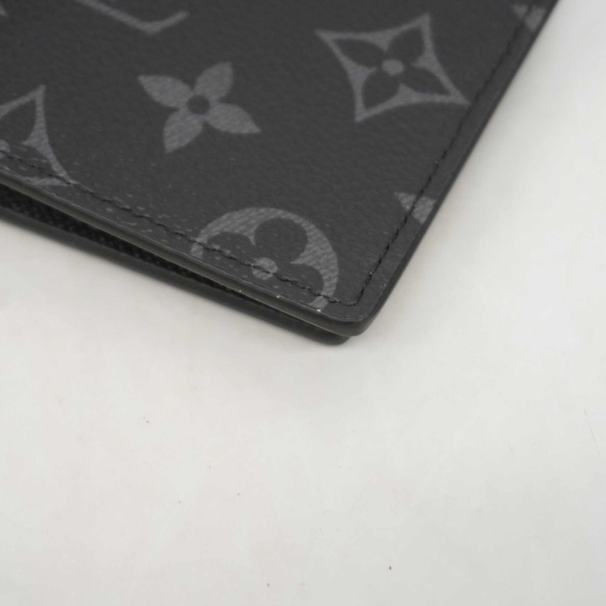 Louis Vuitton Black Bill Wallet (Bi-Fold) (Pre-Owned)