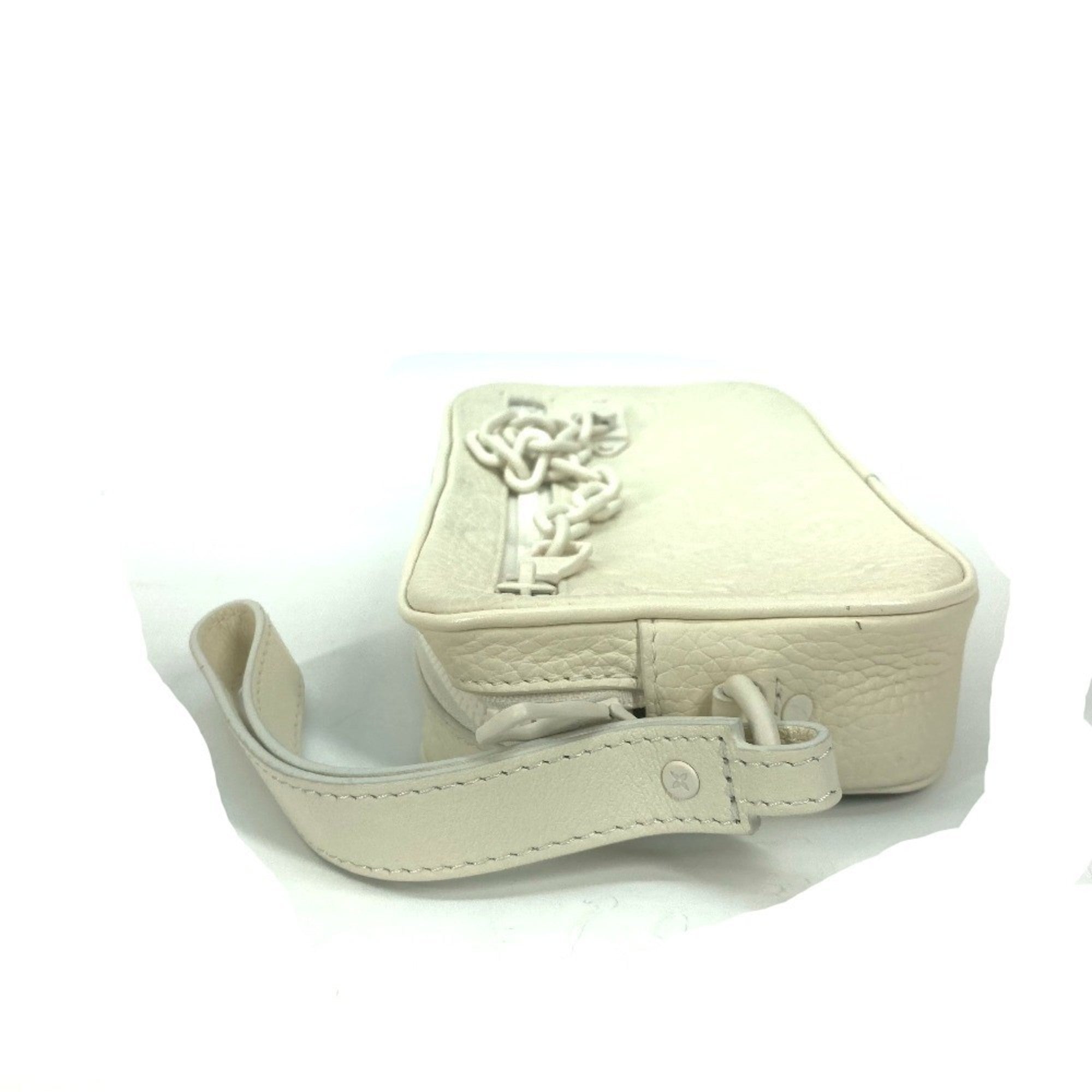 Louis Vuitton Monogram Empreinte White Monogram Empreinte Clutch Bag Pochette (Pre-Owned)