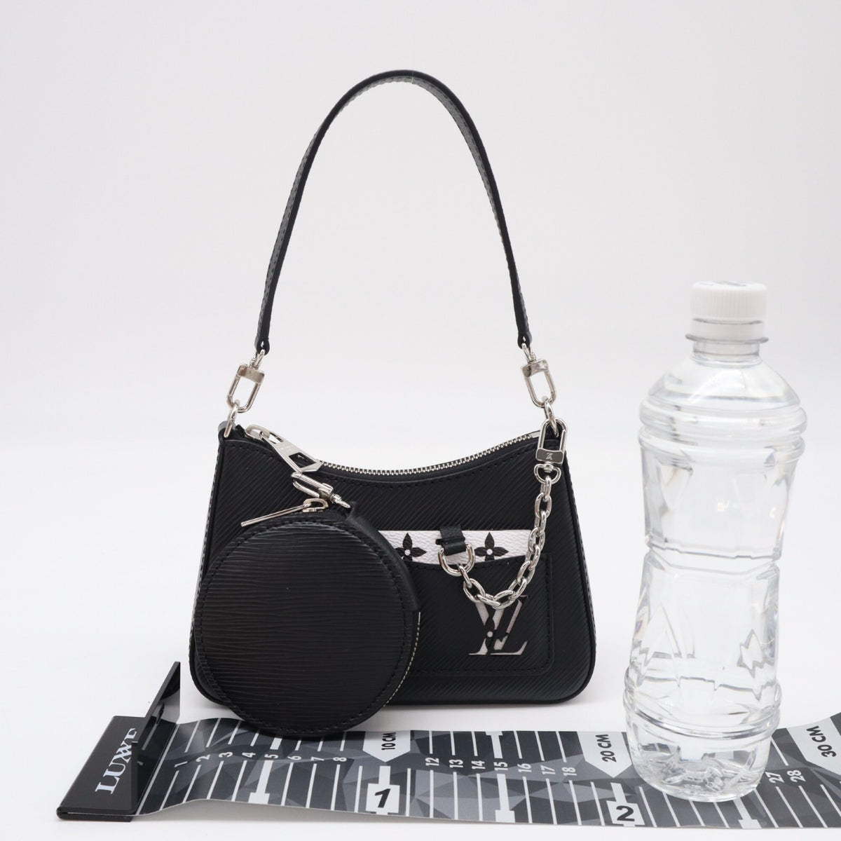 Louis Vuitton Epi Black Noir White Leather Handbag (Pre-Owned)