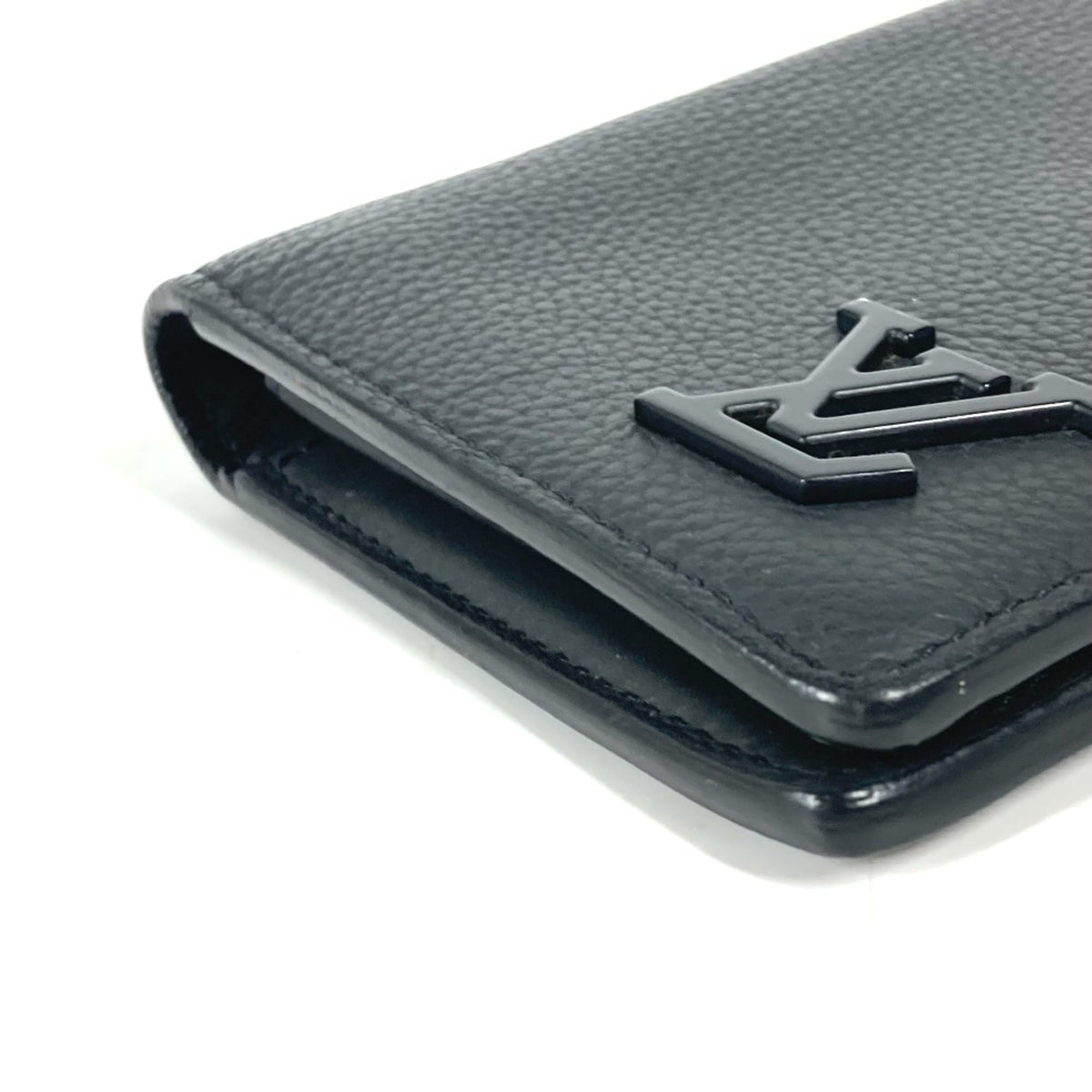 Louis Vuitton Black Leather Long Wallet (Bi-Fold) (Pre-Owned)