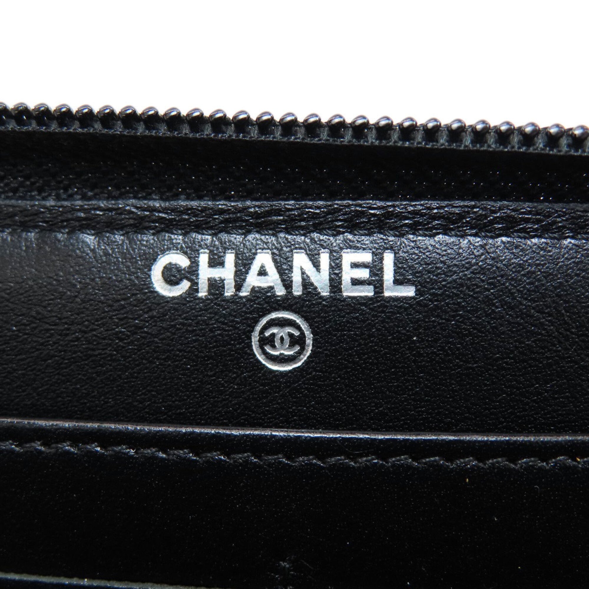 Chanel Black Leather Long Wallet (Bi-Fold) (Pre-Owned)