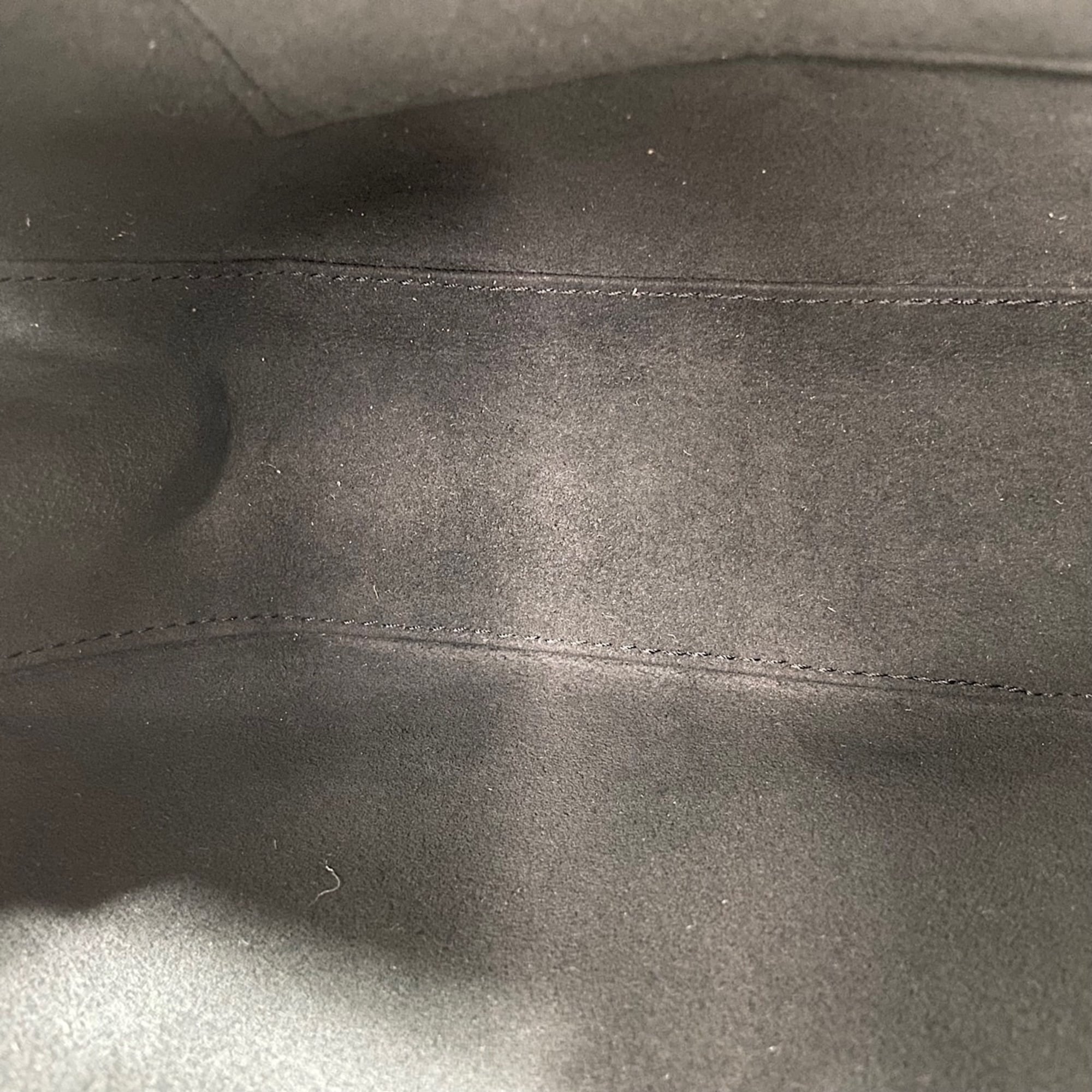 Louis Vuitton Brown Shoulder Bag (Pre-Owned)