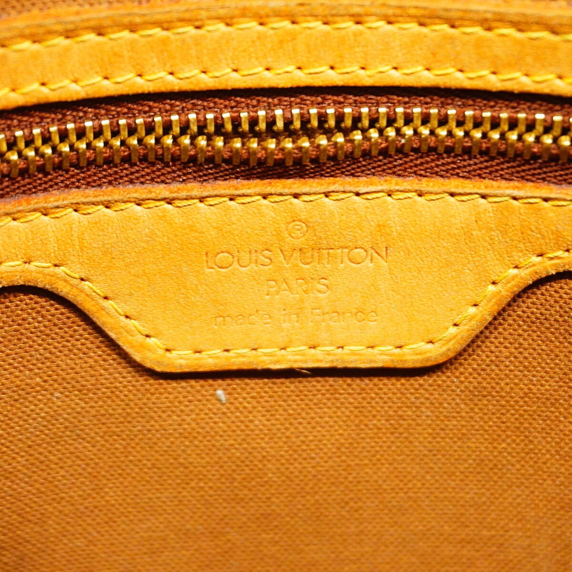Louis Vuitton Brown Tote Bag (Pre-Owned)