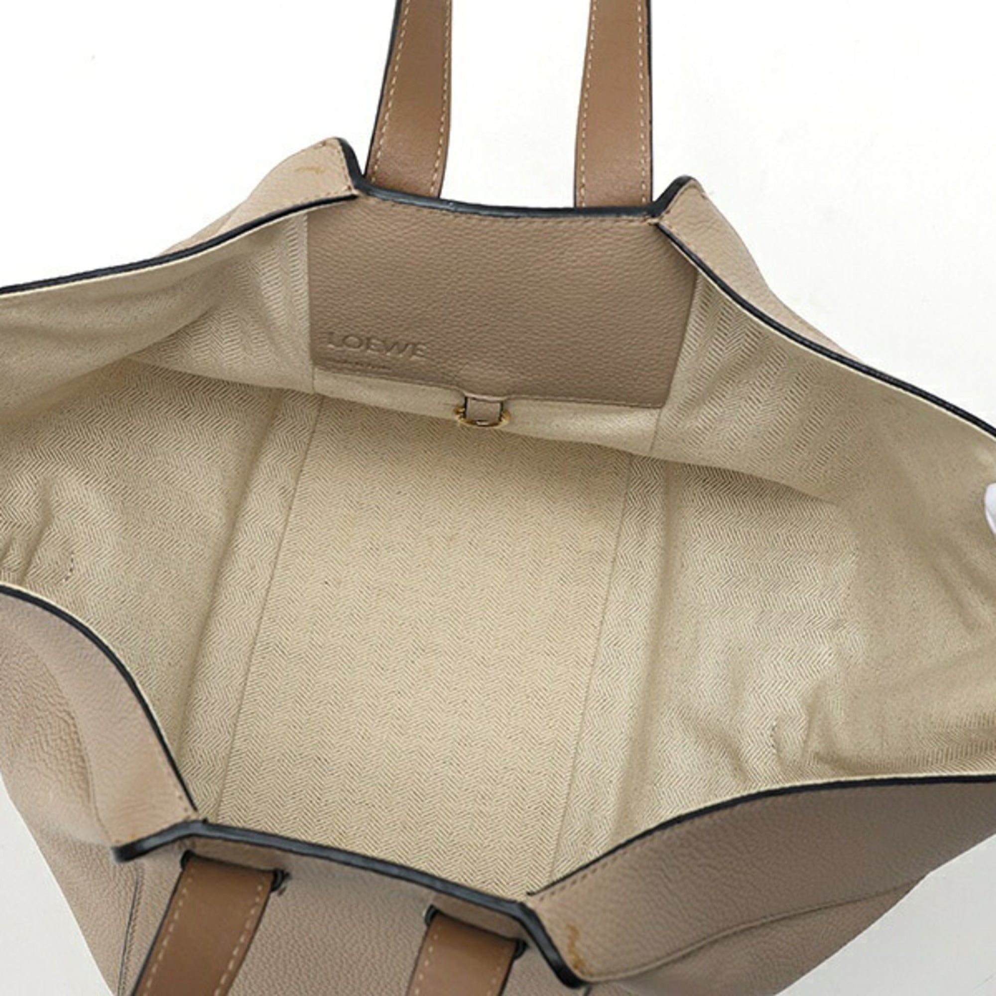 Loewe Grayish Sand Leather Shoulder Bag (Pre-Owned)