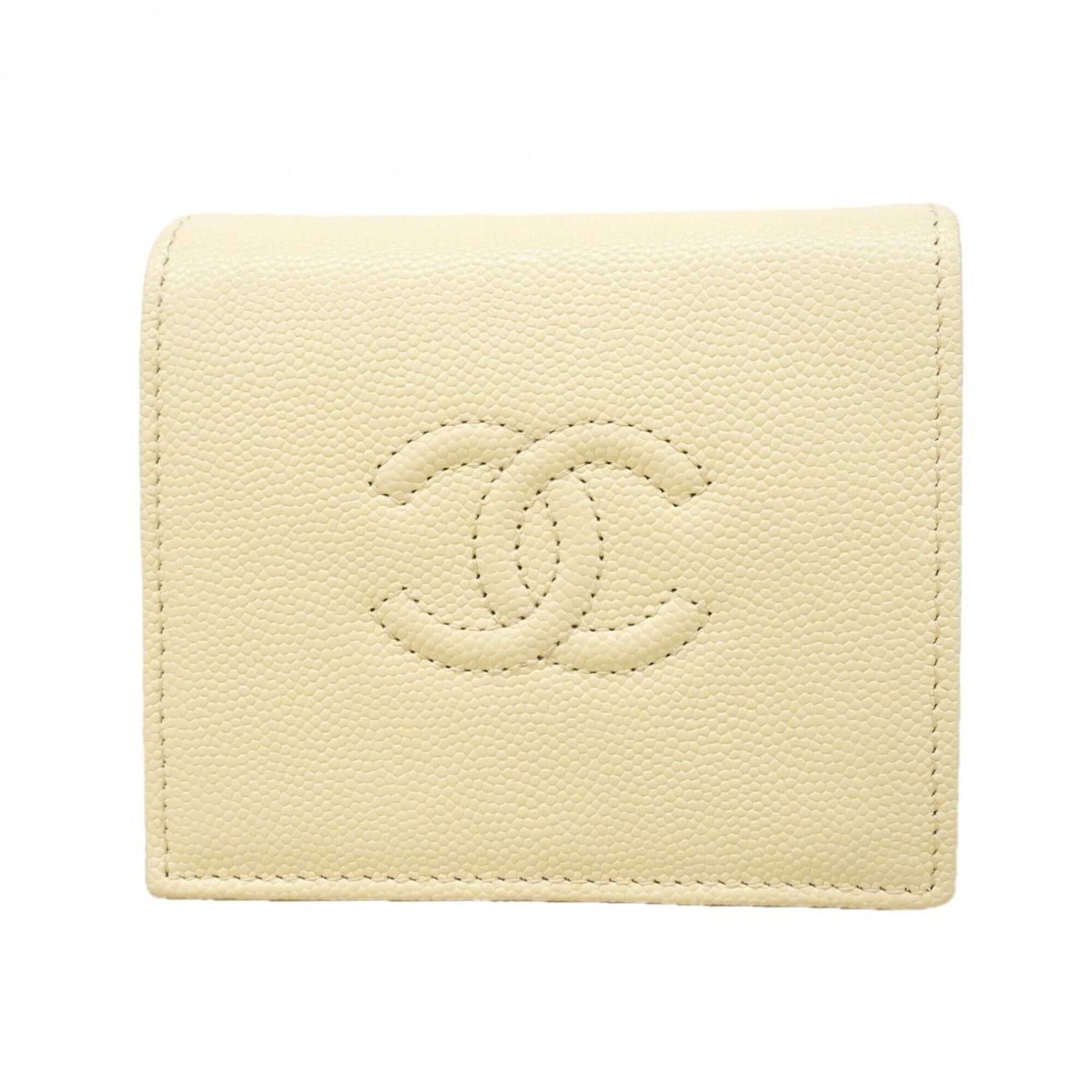 Chanel White Grained Calfskin Wallet (Bi-Fold) (Pre-Owned)