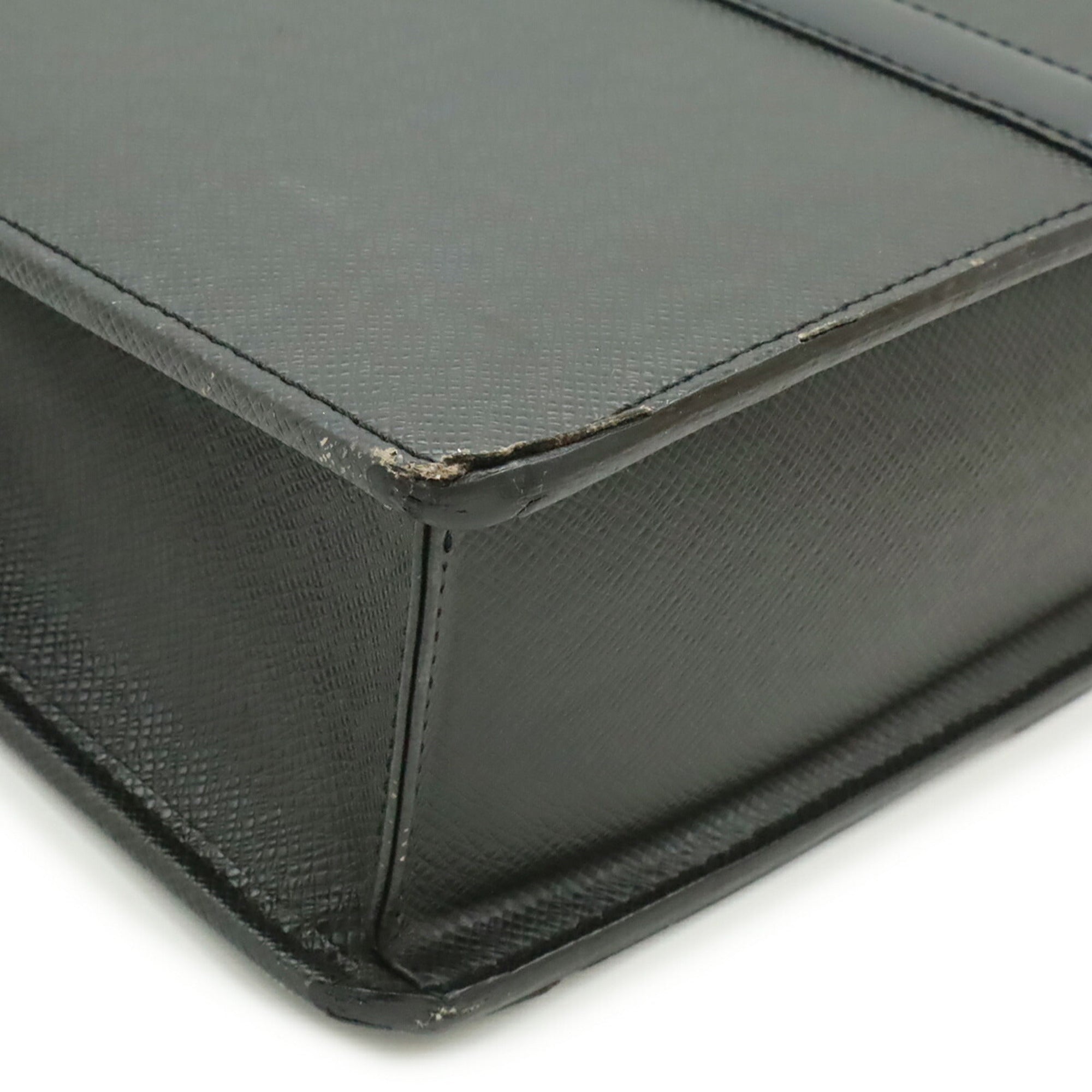 Louis Vuitton Ardoise Taiga Leather Leather Briefcase (Pre-Owned)