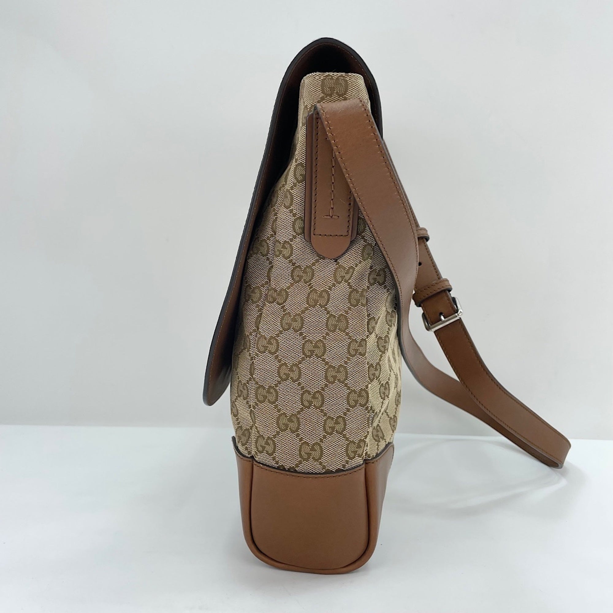 Gucci Brown Shoulder Bag (Pre-Owned)