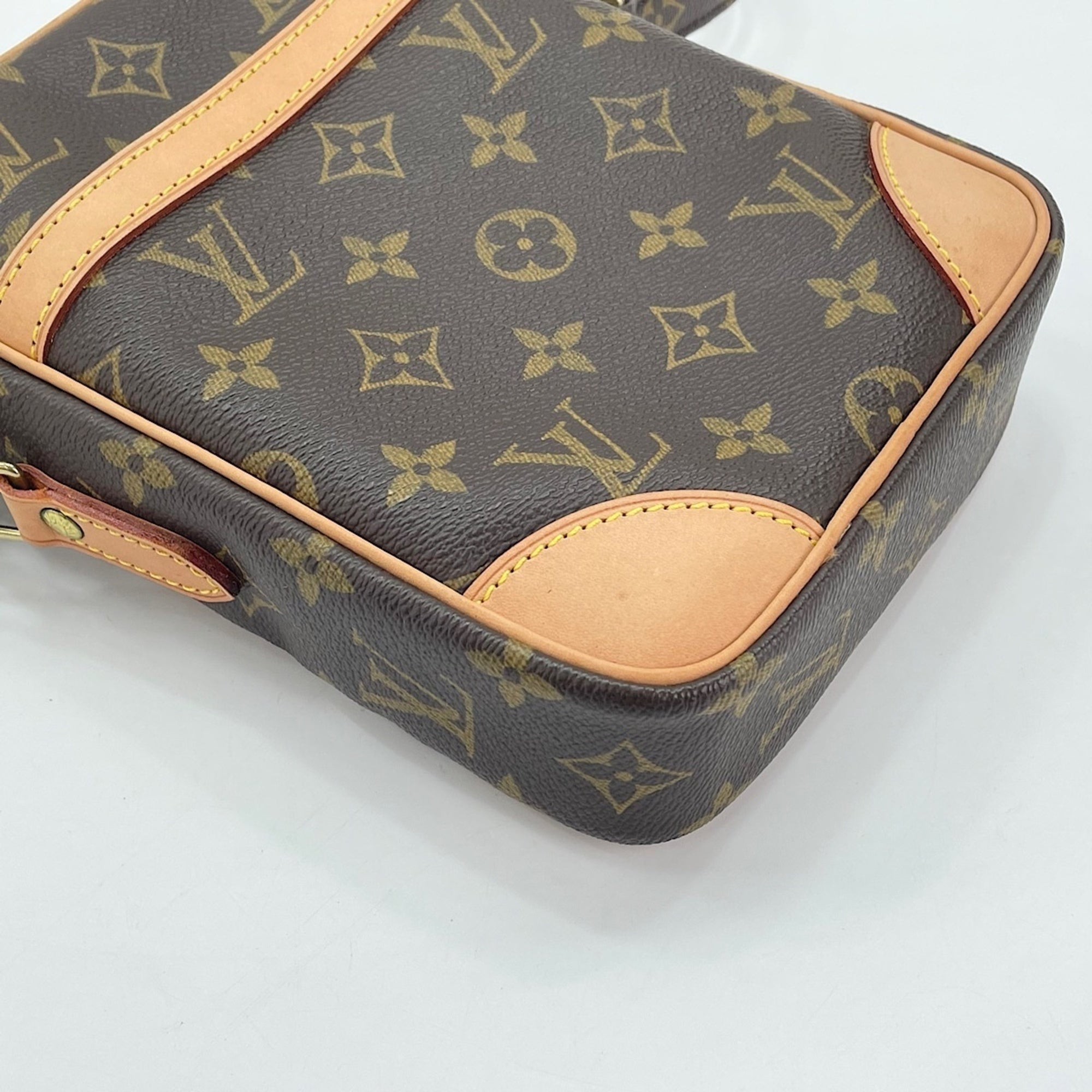 Louis Vuitton Monogram Brown Shoulder Bag (Pre-Owned)