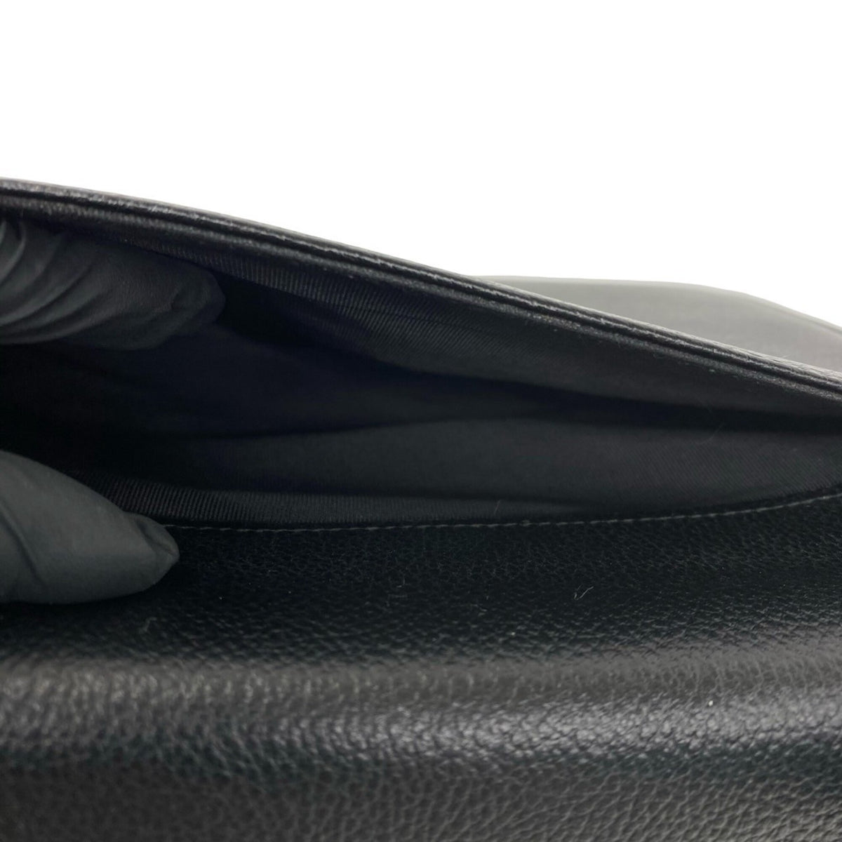 Yves Saint Laurent Black Leather Handbag Tote Bag (Pre-Owned)