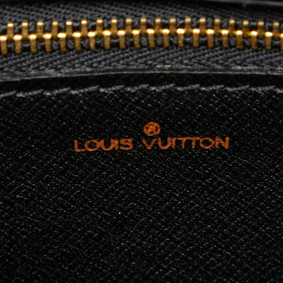 Louis Vuitton Epi Black Noir Leather Shoulder Bag (Pre-Owned)