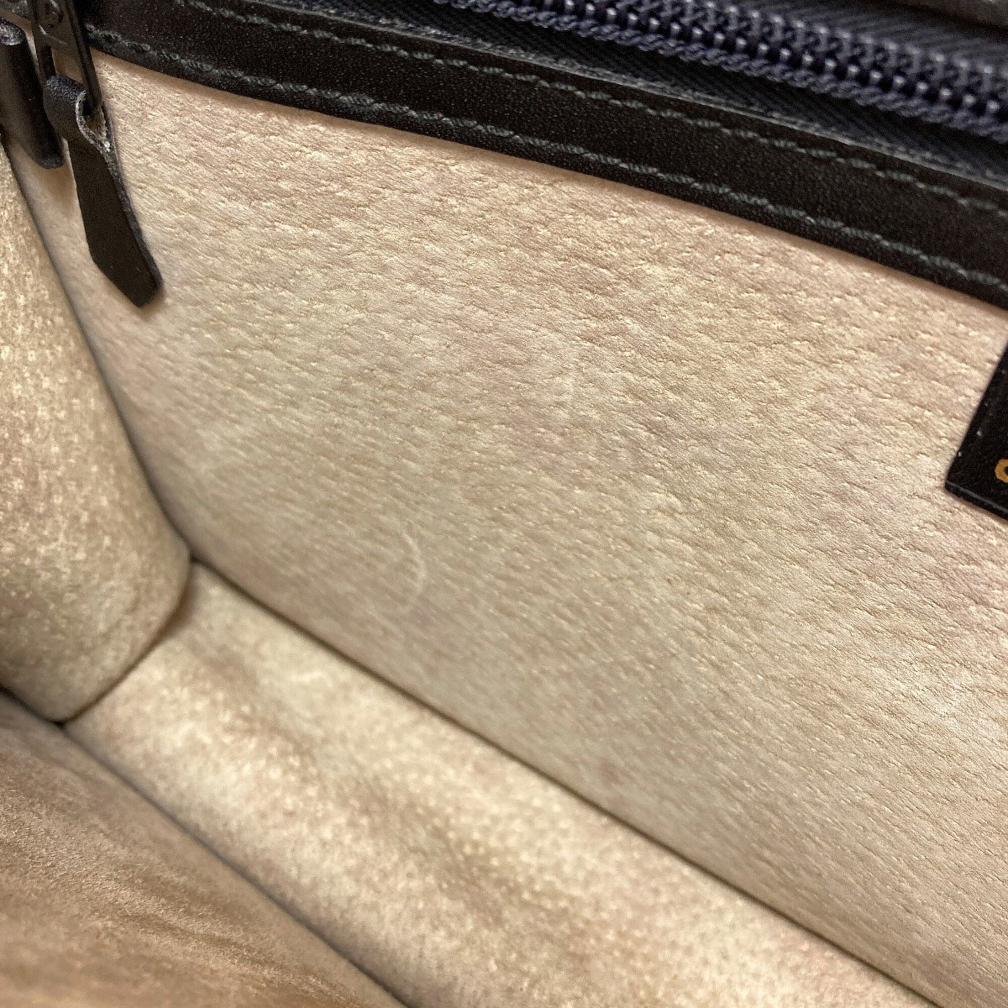 Dunhill Black Leather Clutch Bag (Pre-Owned)