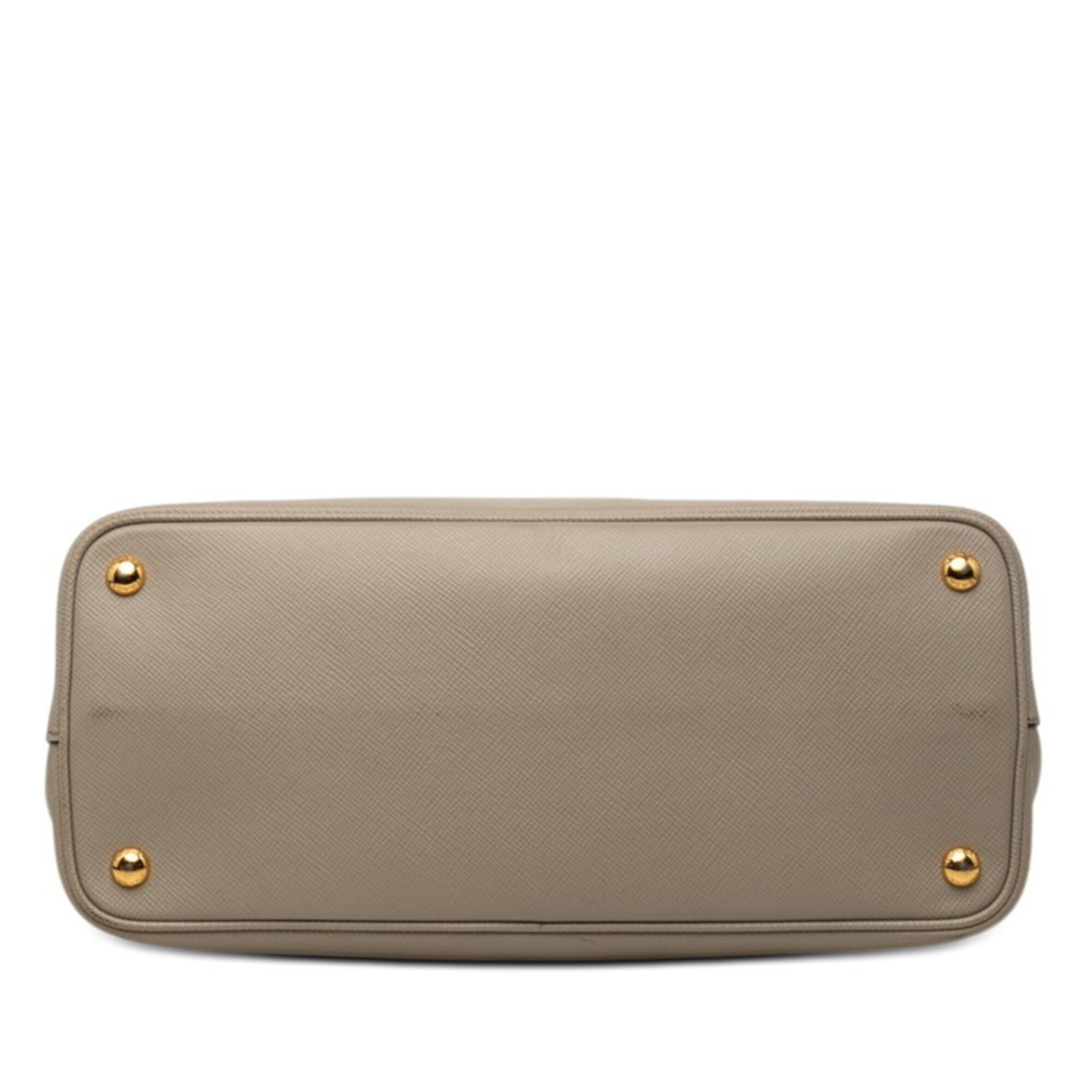 Prada Beige Leather Handbag Shoulder Bag (Pre-Owned)
