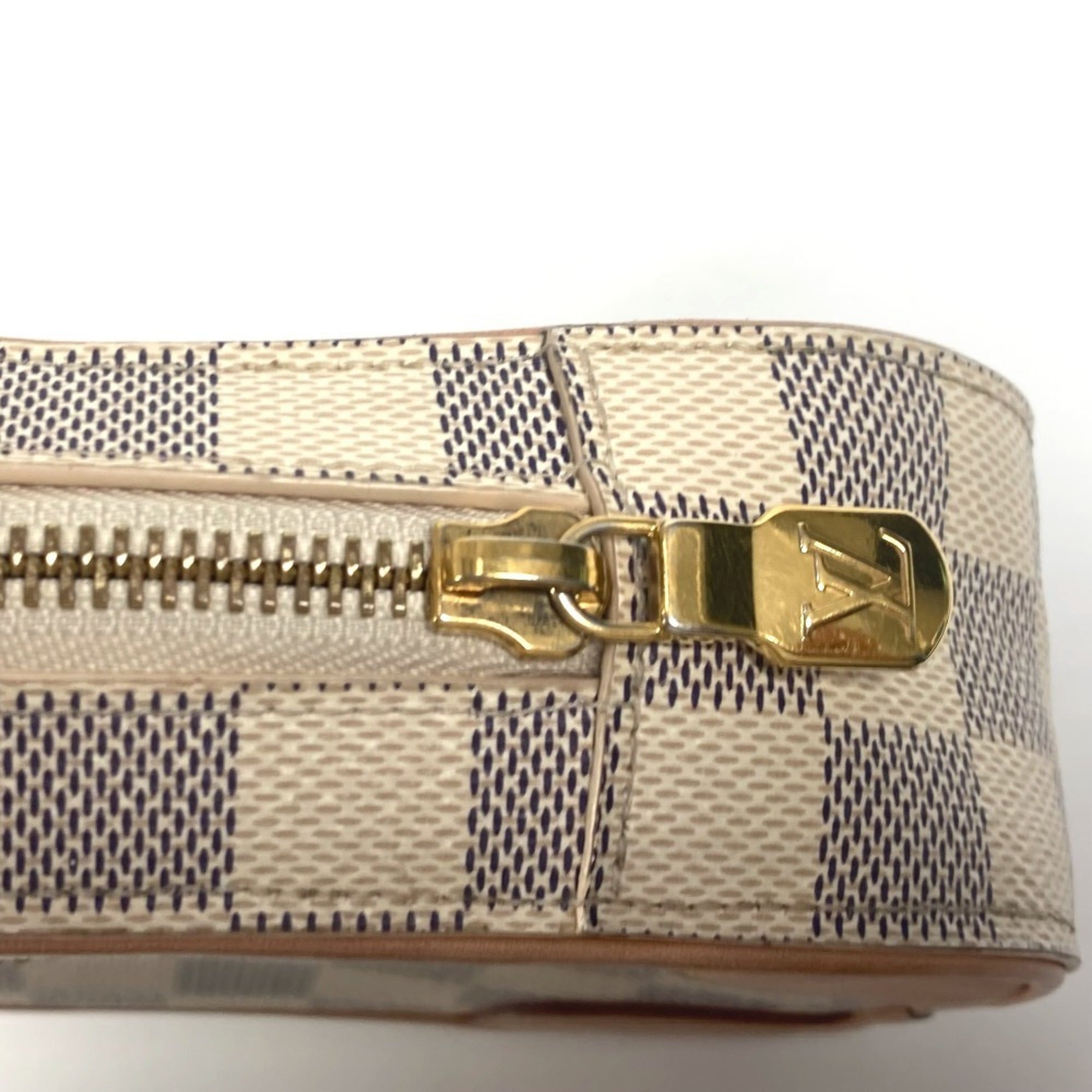Louis Vuitton Damier Azur White Damier Azur Pochette Shoulder Bag (Pre-Owned)