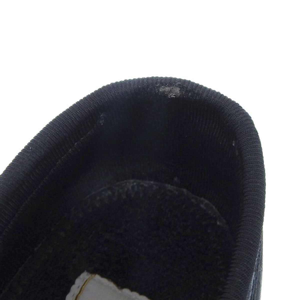 Gucci Black Sneakers (Pre-Owned)
