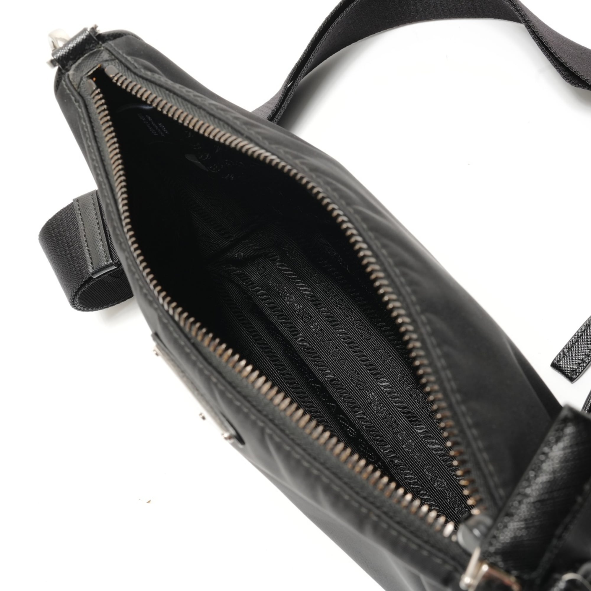 Prada Black Shoulder Bag (Pre-Owned)