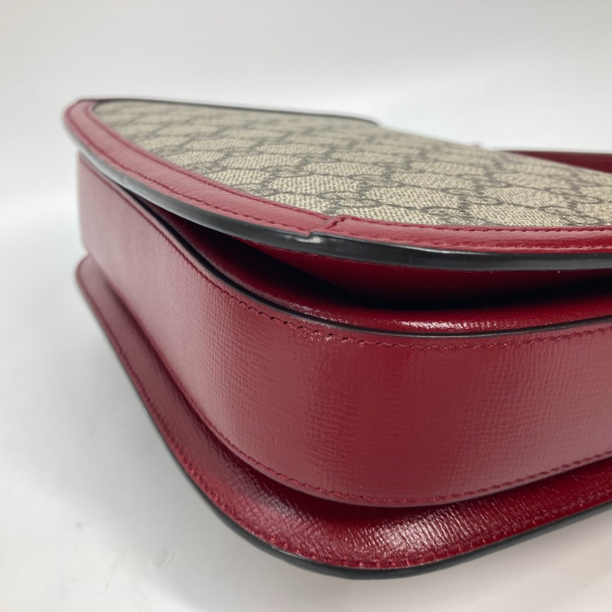 Gucci Beige Other Shoulder Bag (Pre-Owned)