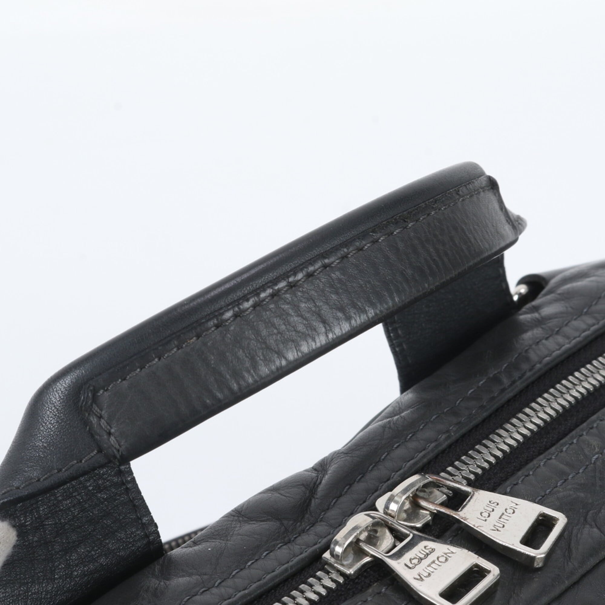 Louis Vuitton Gray Leather Fanny Pack Sling Bag (Pre-Owned)