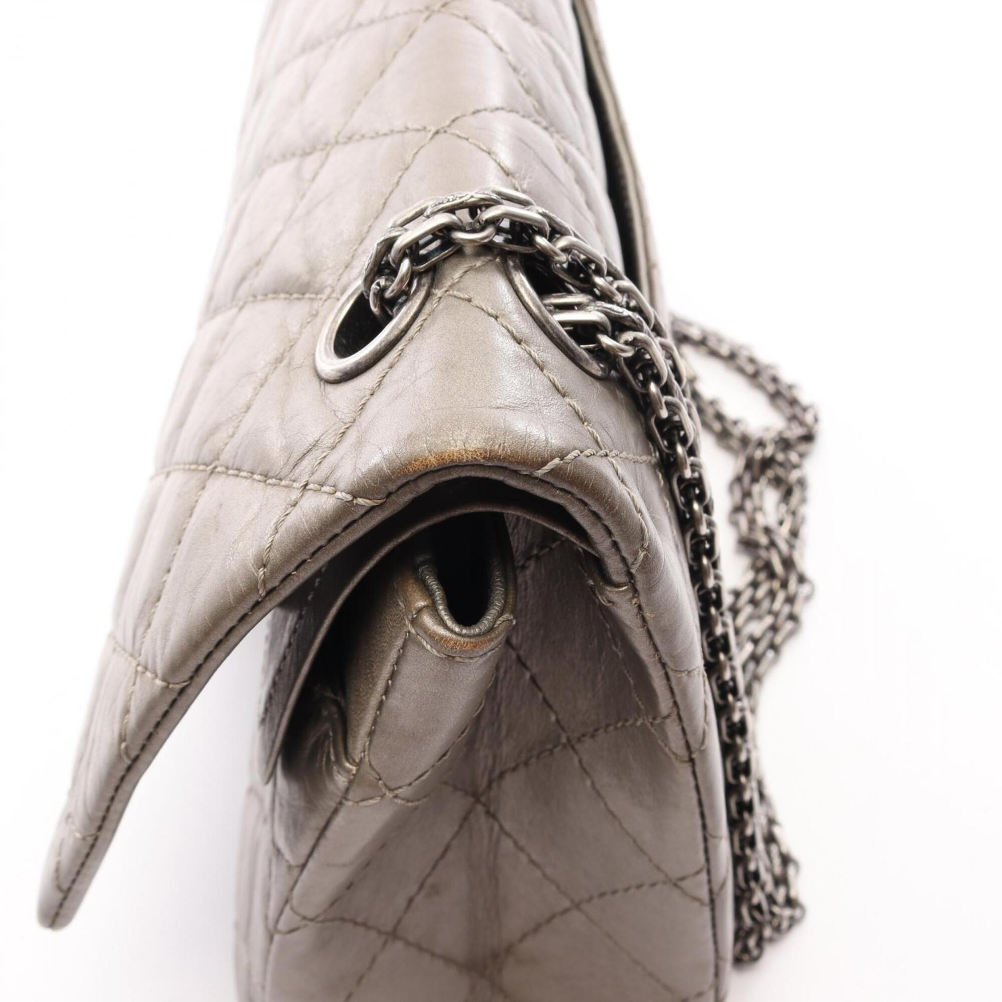 Chanel Beige Leather Handbag Shoulder Bag (Pre-Owned)