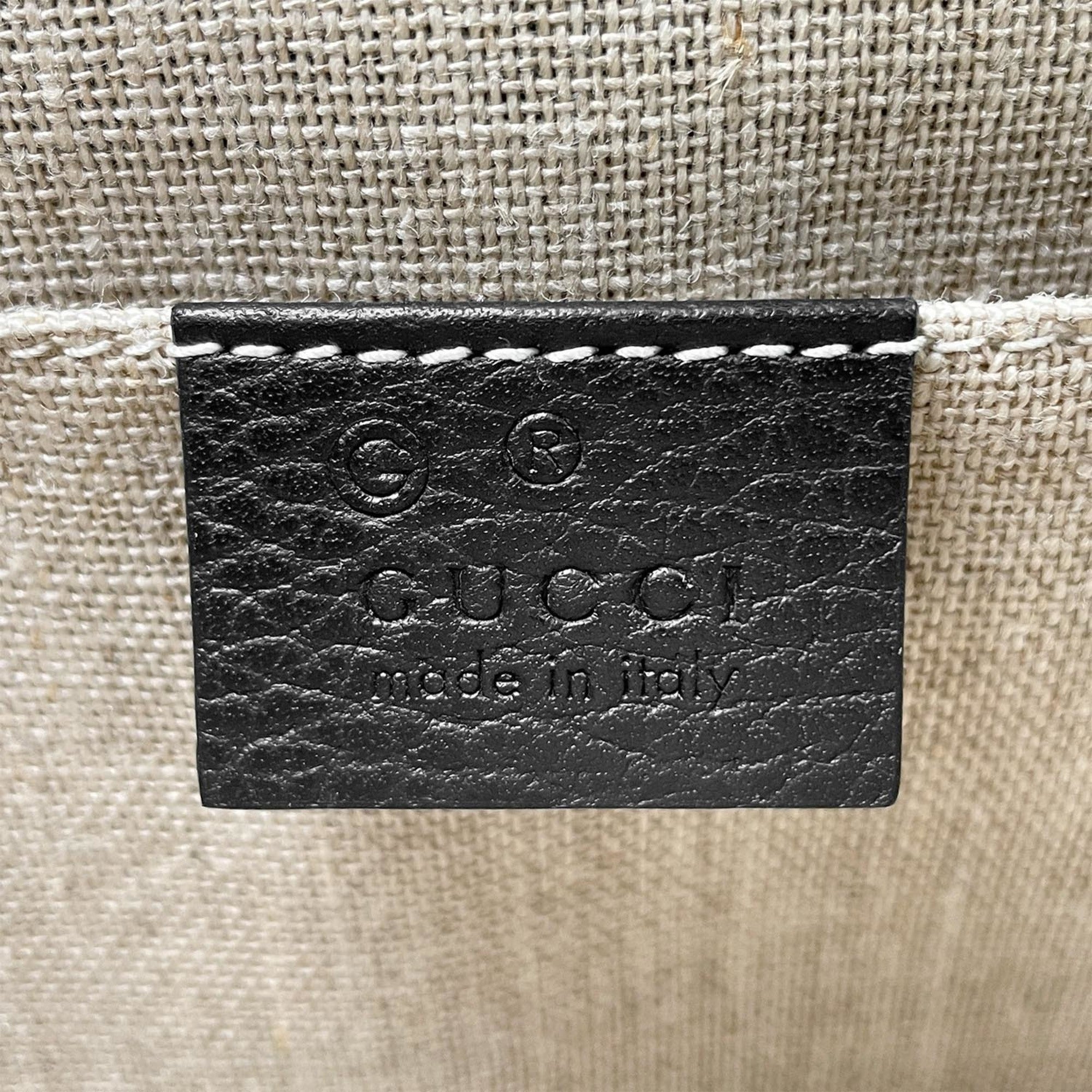 Gucci Black Leather Metal Shoulder Bag (Pre-Owned)