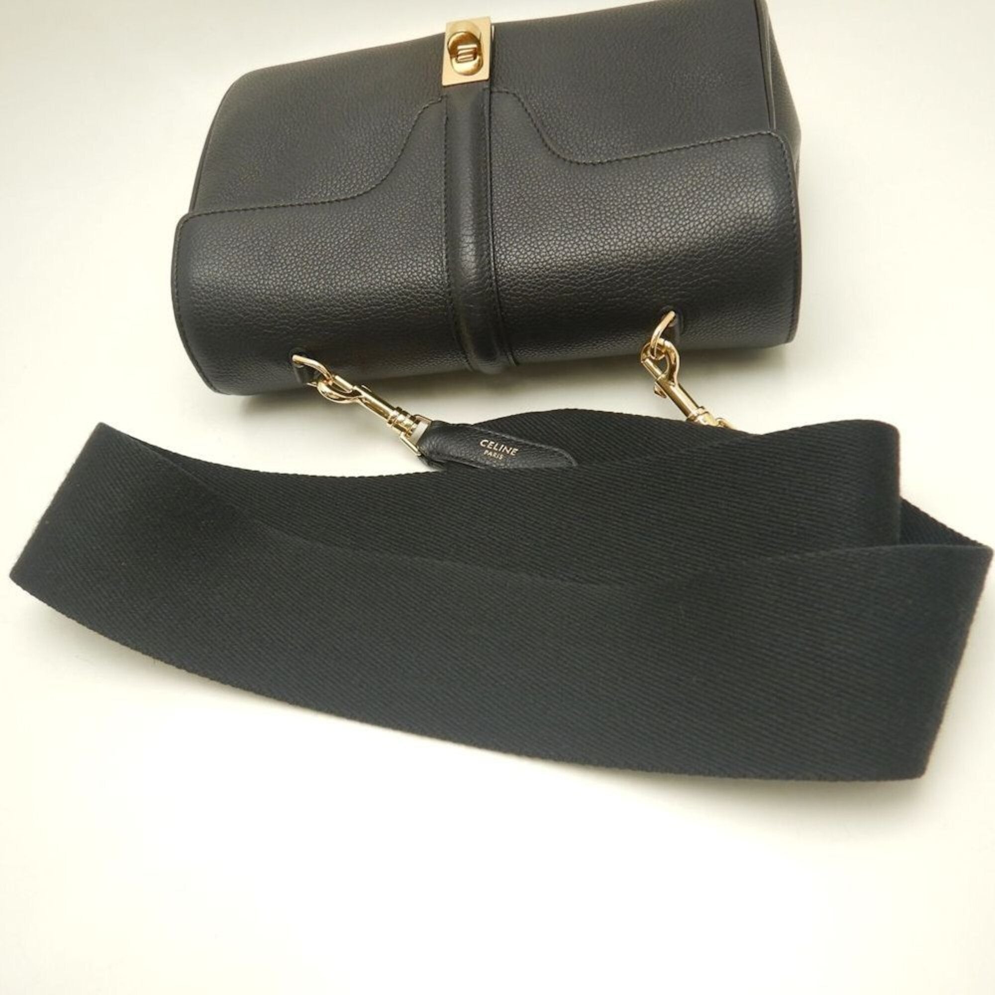 Celine Black Leather Shoulder Bag (Pre-Owned)