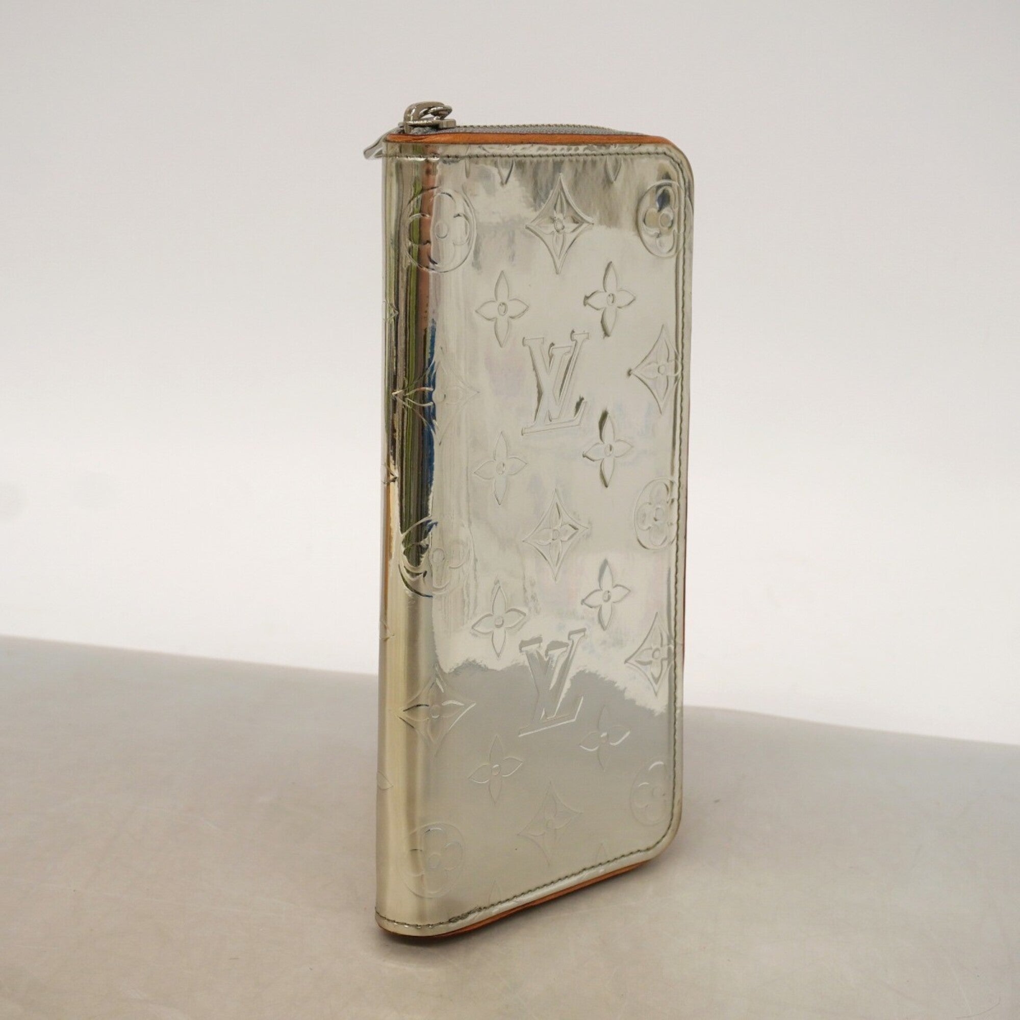 Louis Vuitton Silver Long Wallet (Bi-Fold) (Pre-Owned)