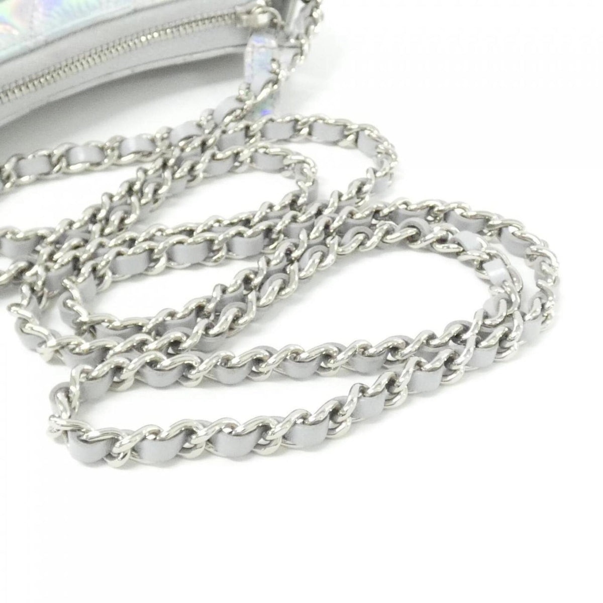 Chanel Silver Shoulder Bag (Pre-Owned)