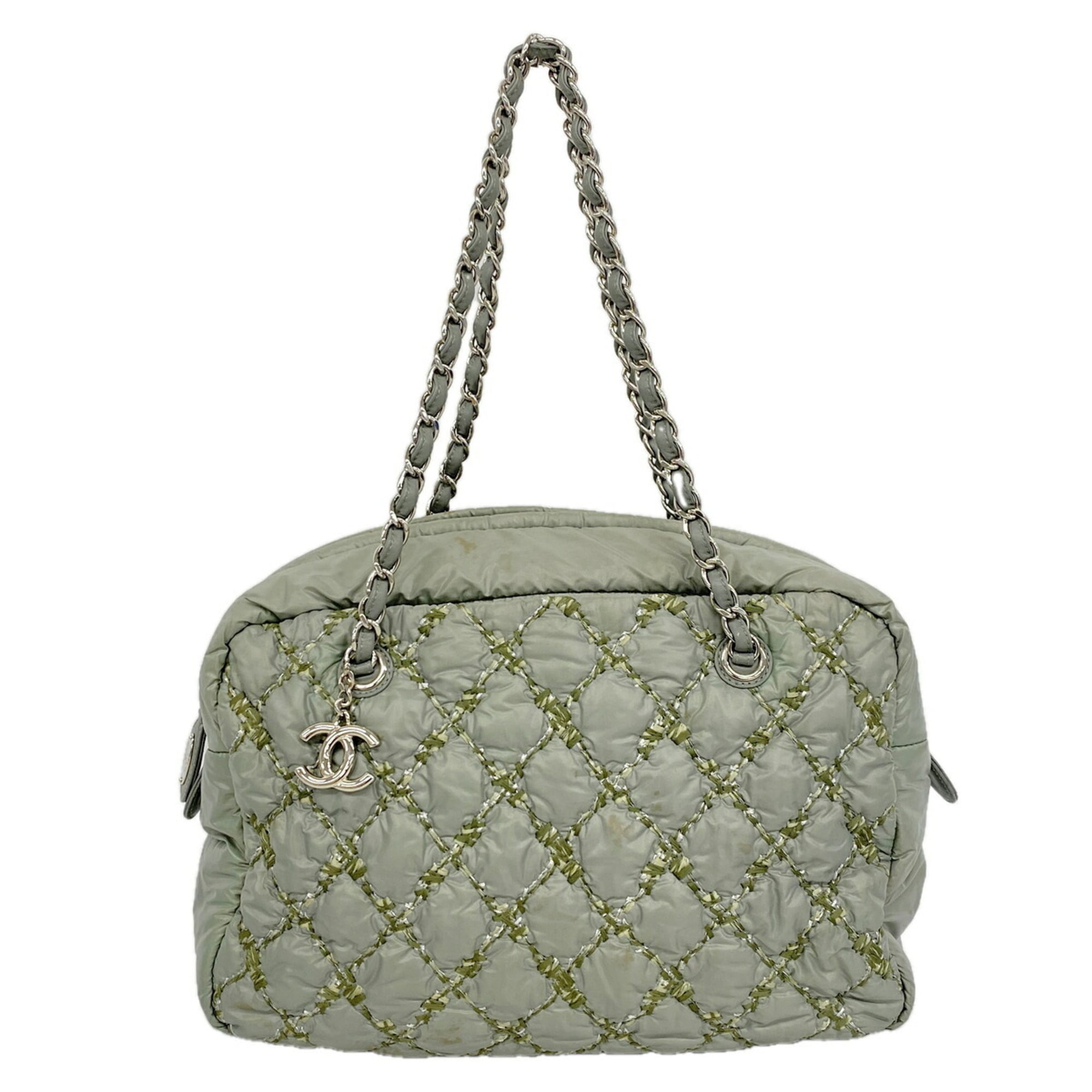 Chanel Green Nylon Tote Bag (Pre-Owned)