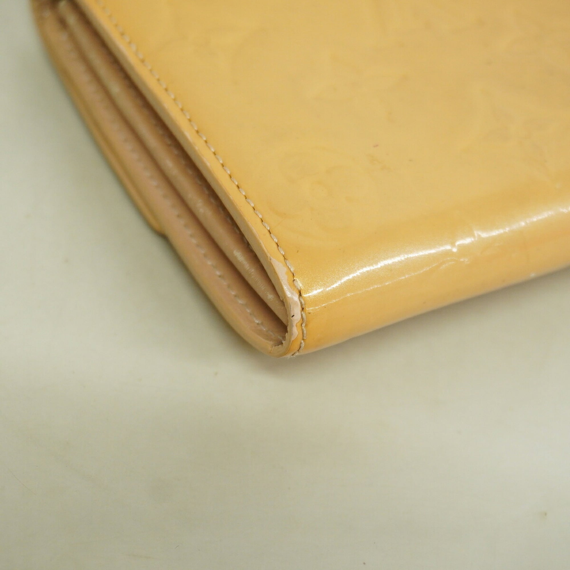 Louis Vuitton Rose Florentin Long Wallet (Bi-Fold) (Pre-Owned)
