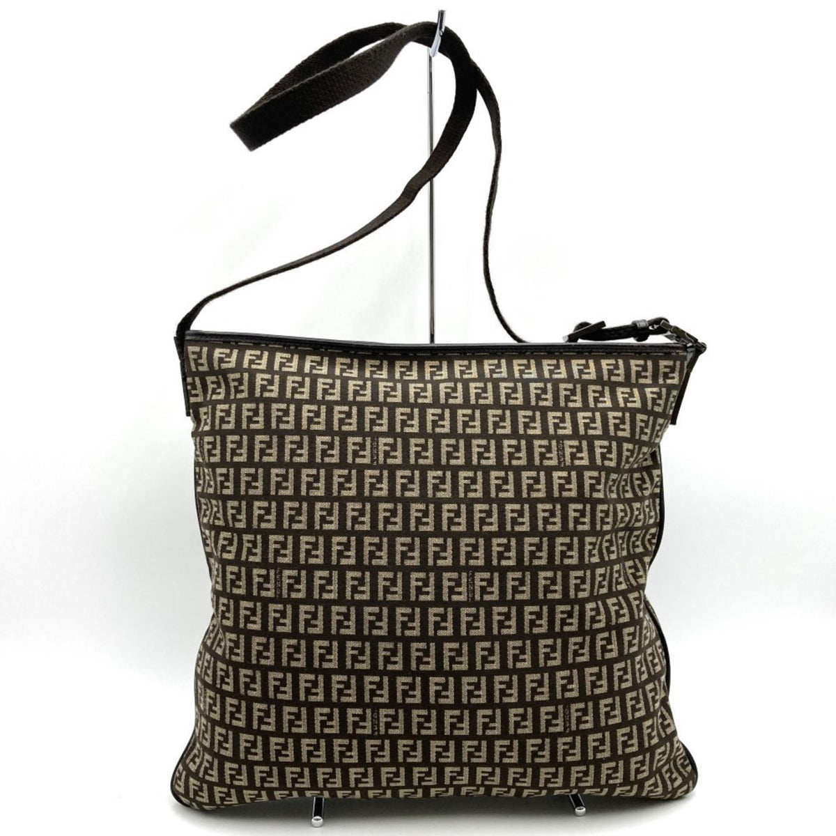 Fendi Brown Canvas Shoulder Bag (Pre-Owned)