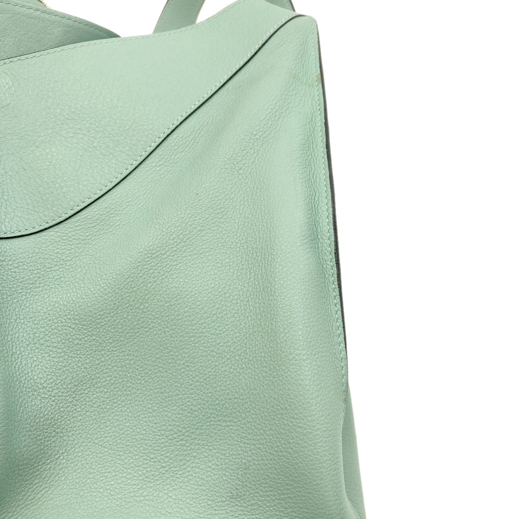 Loewe Light Green Leather Handbag Pouch (Pre-Owned)
