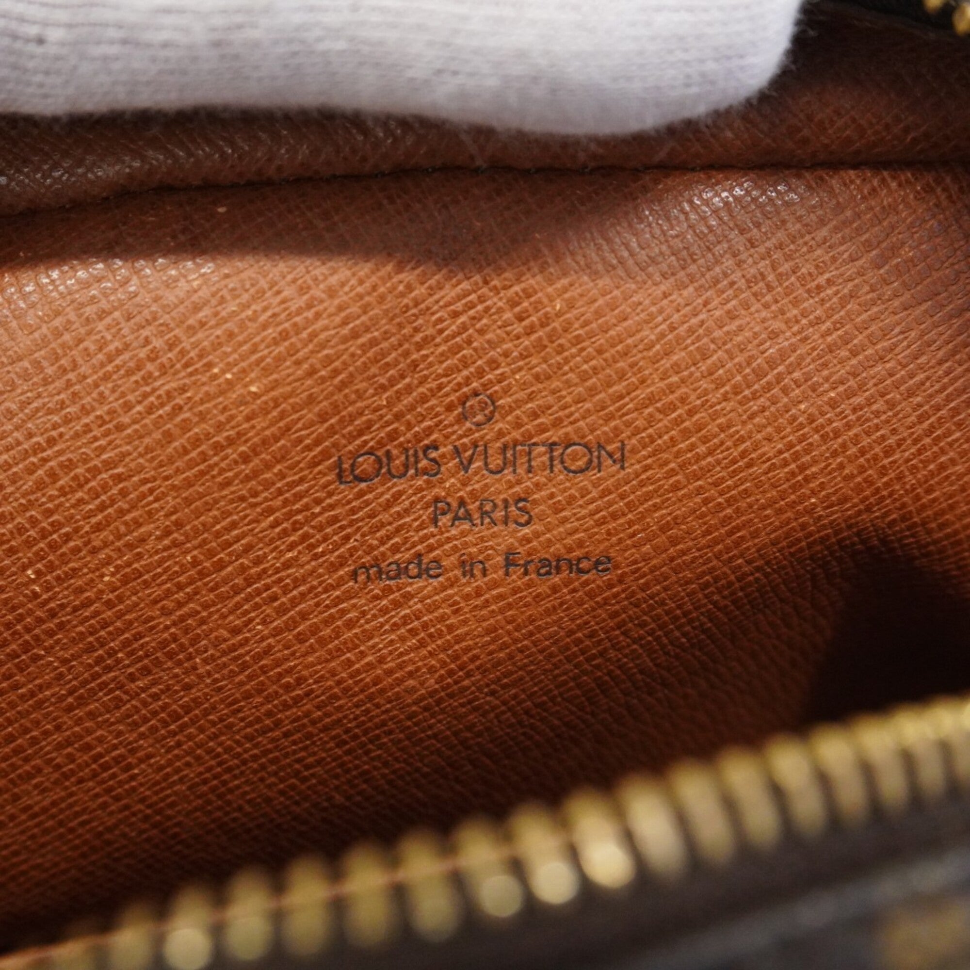 Louis Vuitton Brown Shoulder Bag (Pre-Owned)