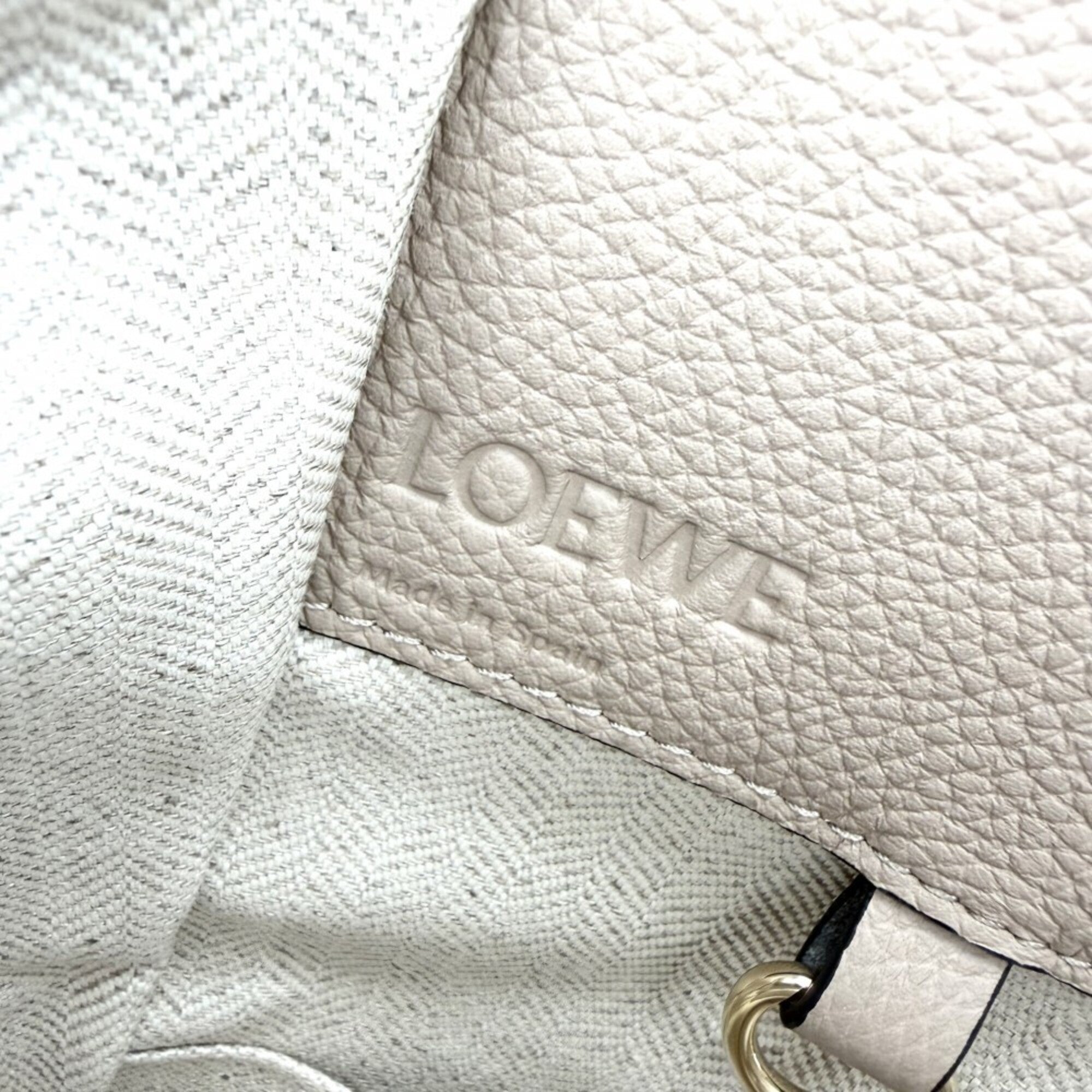 Loewe Beige Leather Handbag Shoulder Bag (Pre-Owned)