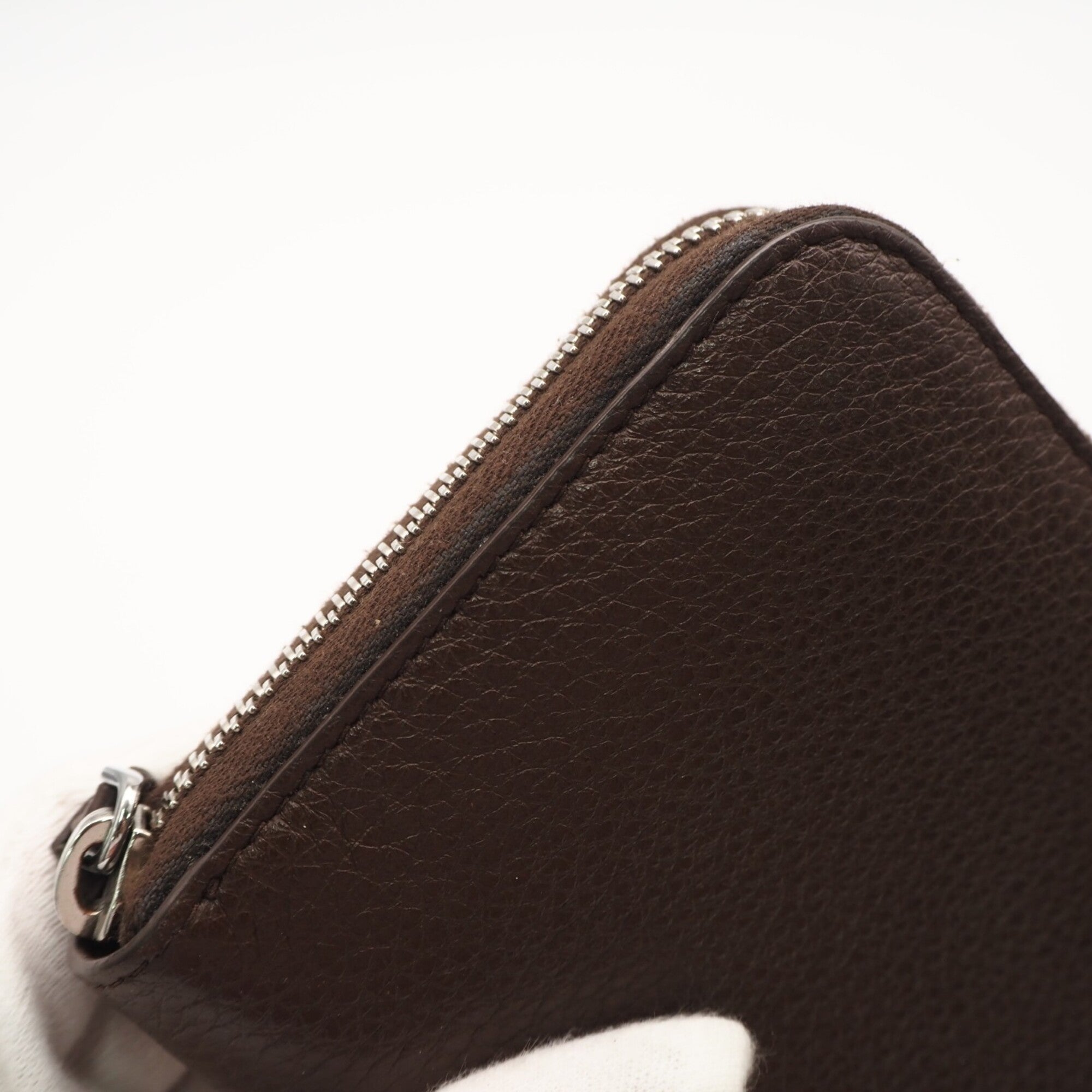 Prada Brown Leather Long Wallet (Bi-Fold) (Pre-Owned)
