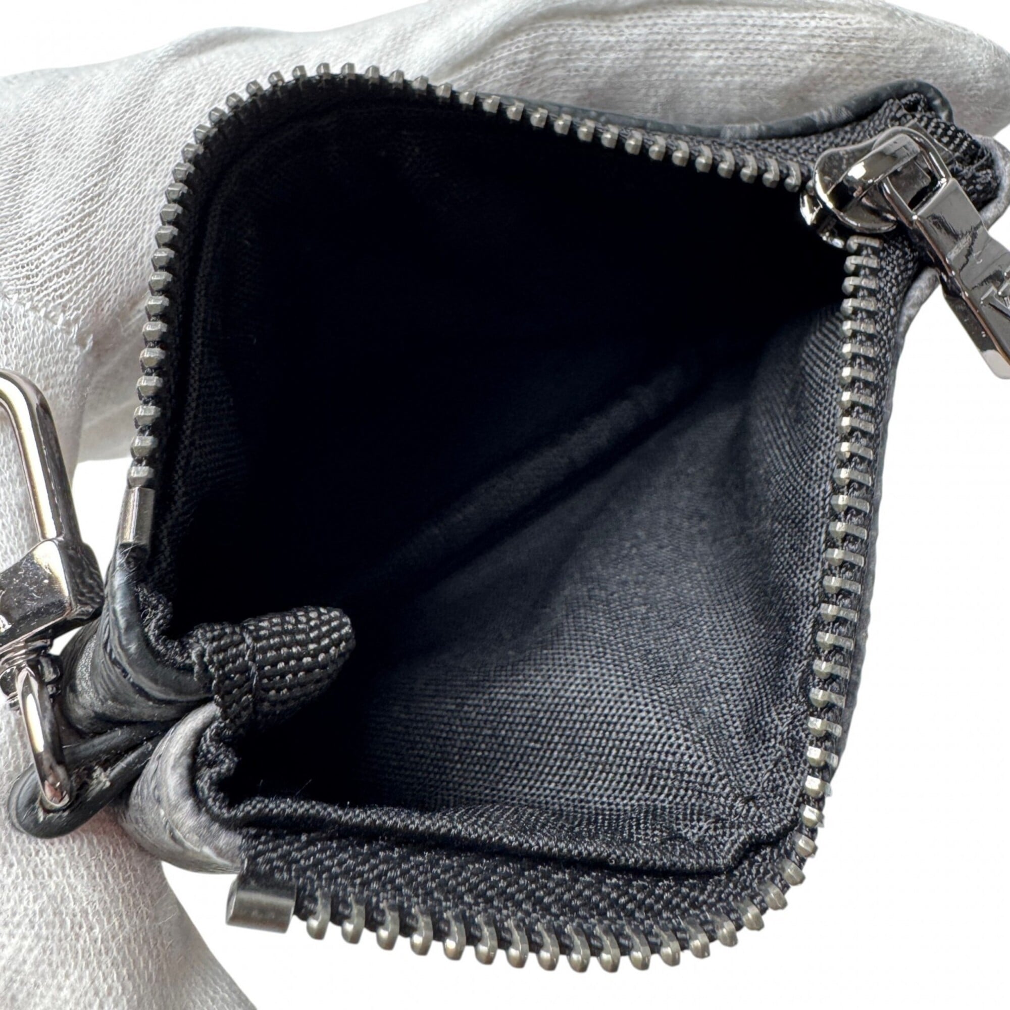 Louis Vuitton Black Gray Leather Coin Purse/Coin Case (Pre-Owned)