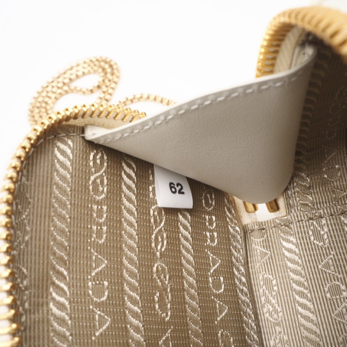 Prada Saffiano White Saffiano Pouch Shoulder Bag (Pre-Owned)
