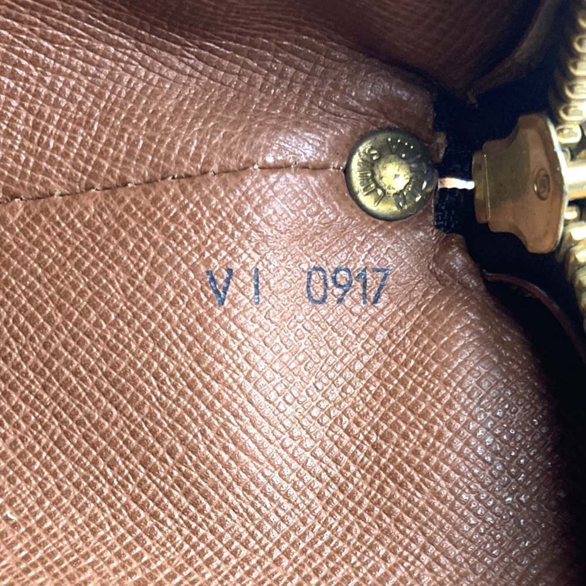 Louis Vuitton Brown Monogram Canvas Shoulder Bag (Pre-Owned)