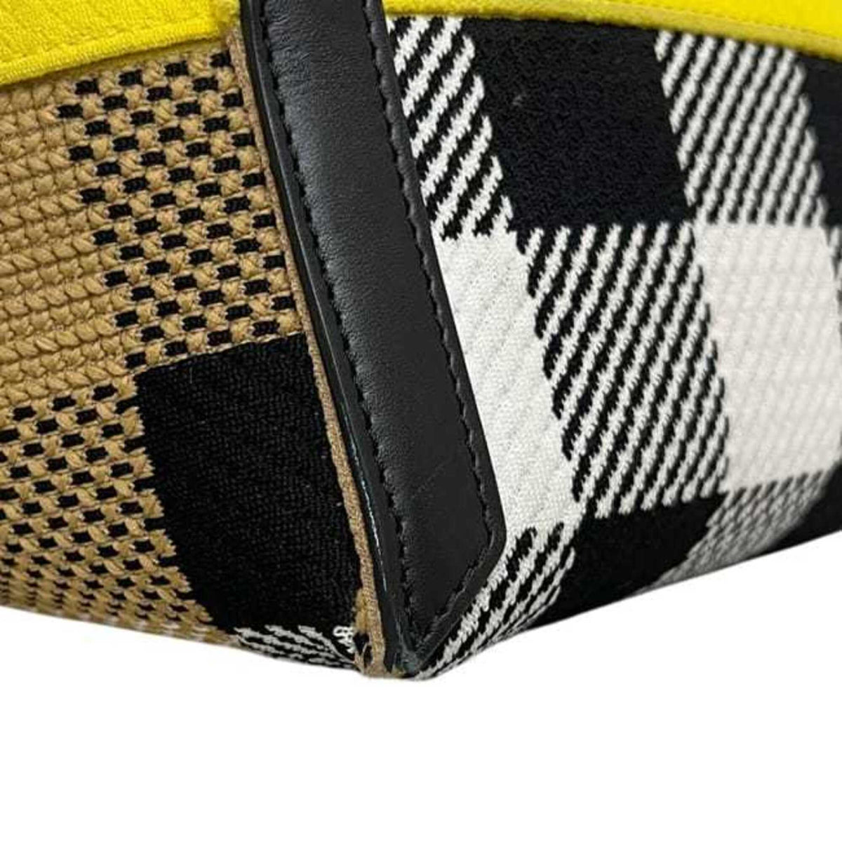 Burberry Beige Fabric Tote Bag (Pre-Owned)