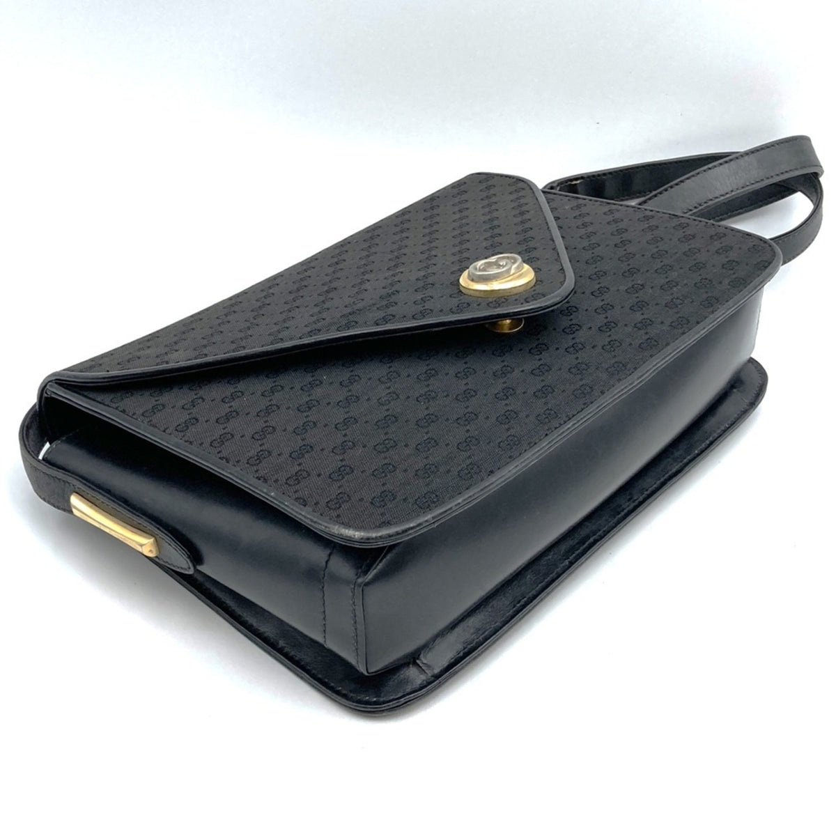 Gucci Black Micro Gg Leather Shoulder Bag (Pre-Owned)