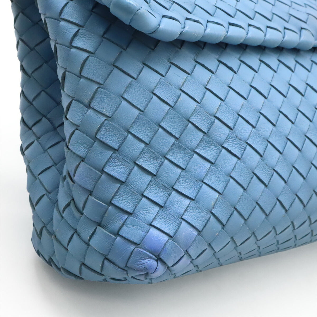 Bottega Veneta Intrecciato Light Blue Leather Shoulder Bag (Pre-Owned)