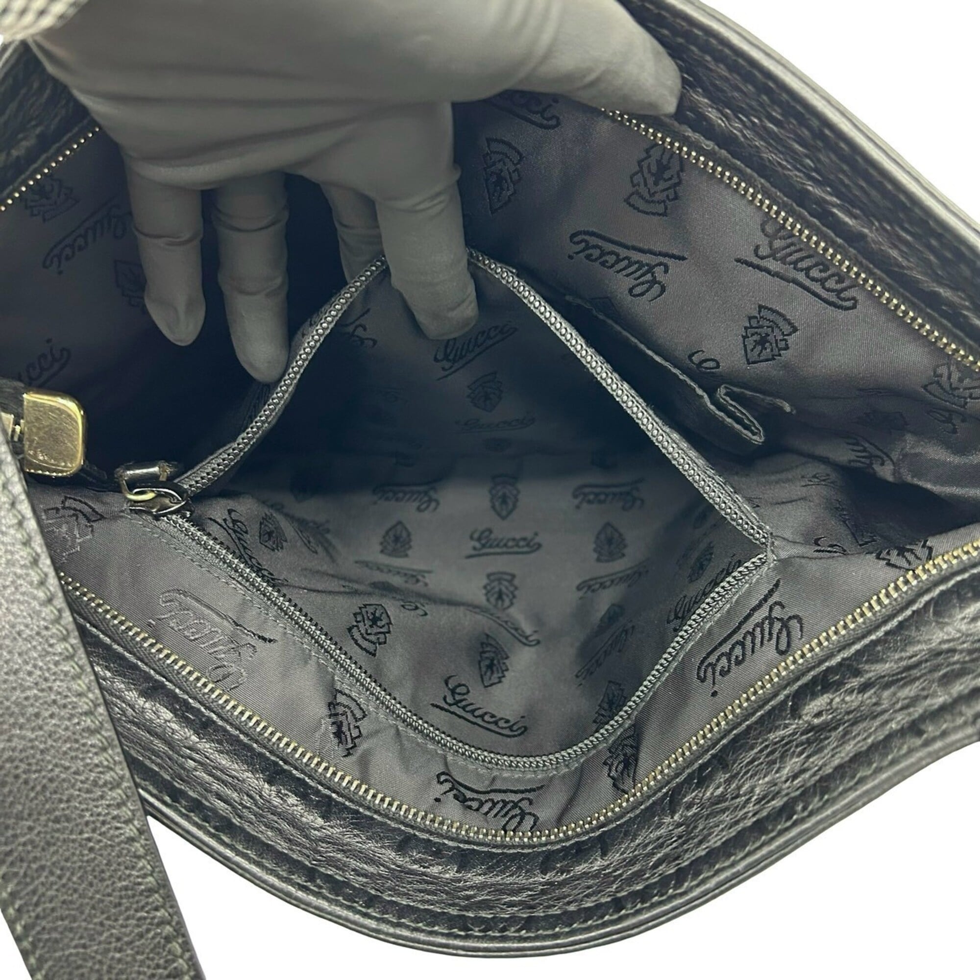 Gucci Black Leather Shoulder Bag (Pre-Owned)