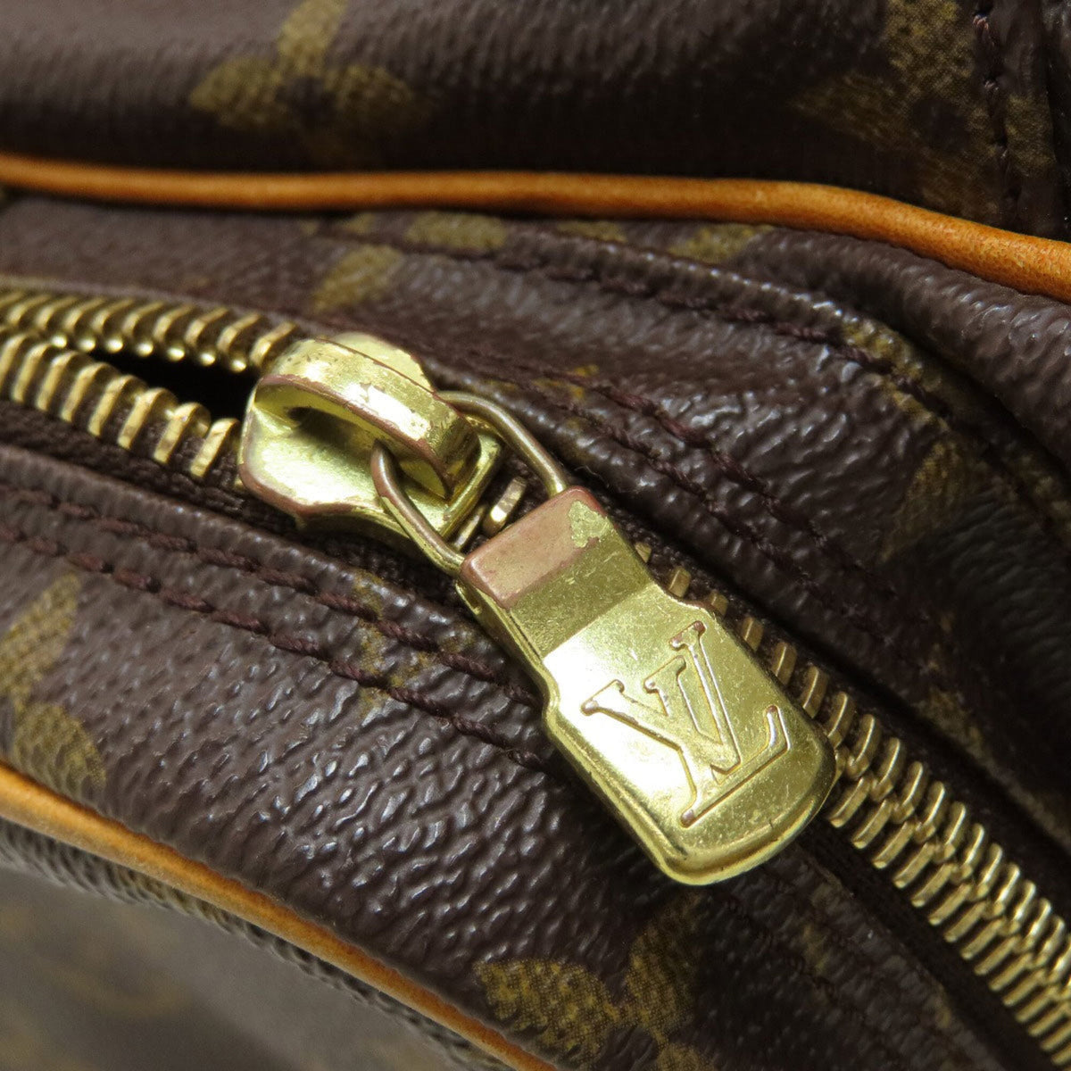 Louis Vuitton Monogram Monogram Canvas Shoulder Bag (Pre-Owned)