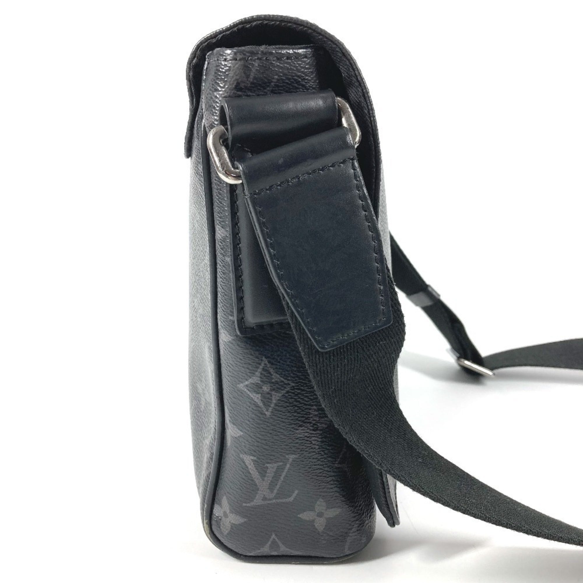 Louis Vuitton Monogram Eclipse Black Monogram Eclipse Messenger Bag Shoulder Bag (Pre-Owned)