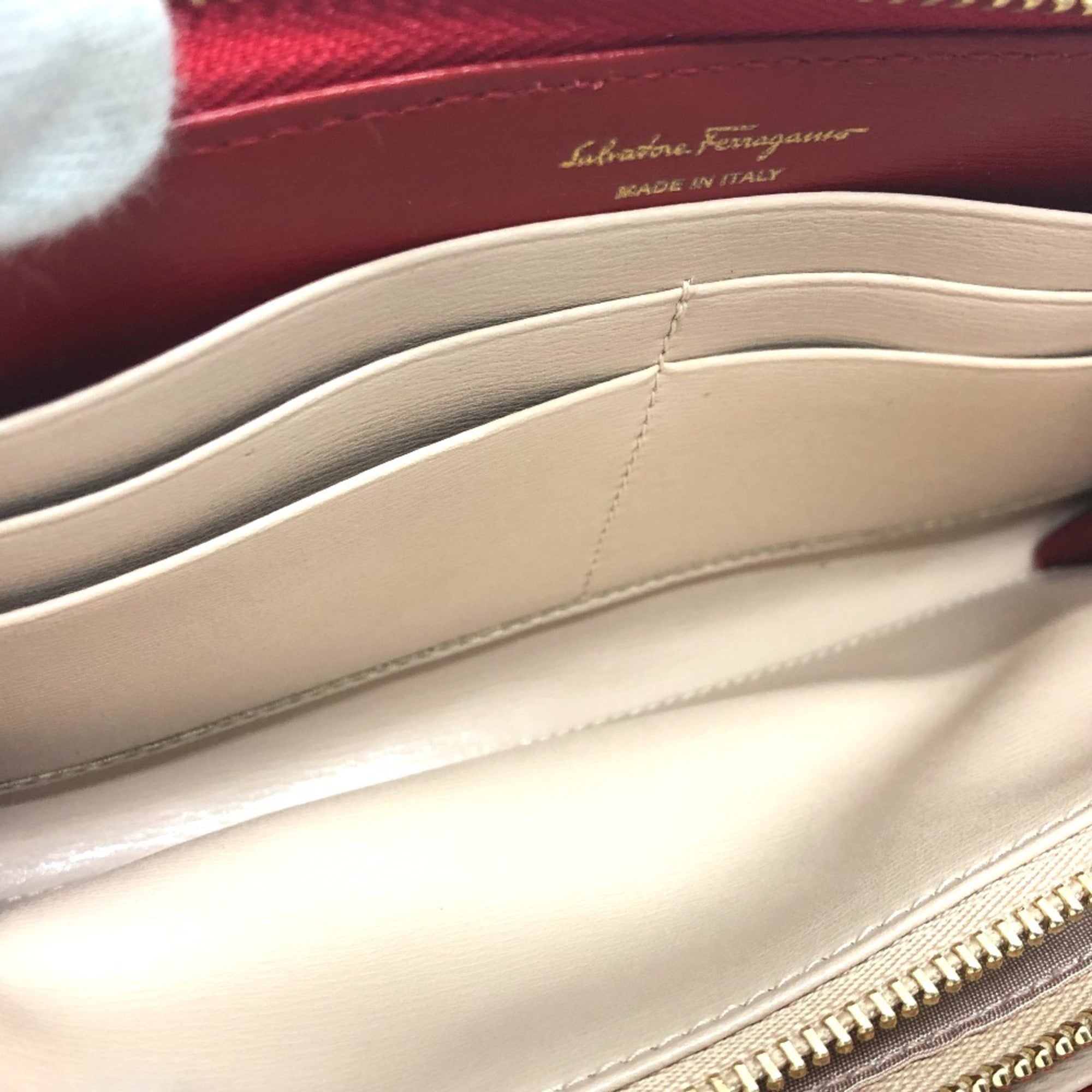 Salvatore Ferragamo Gancini Red Color Leather Long Wallet (Bi-Fold) (Pre-Owned)